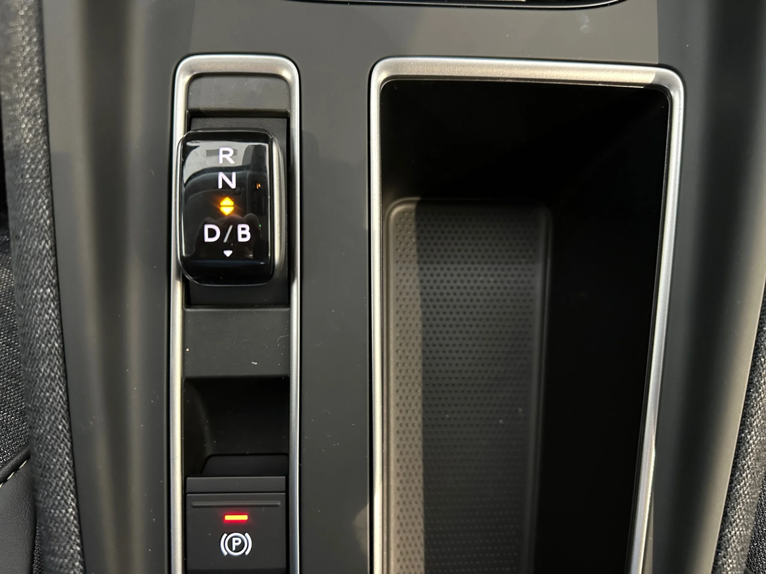 SKODA ELROQ 150 KW (204 CV) 63 KWH (59 KWH NETA) - Foto 17