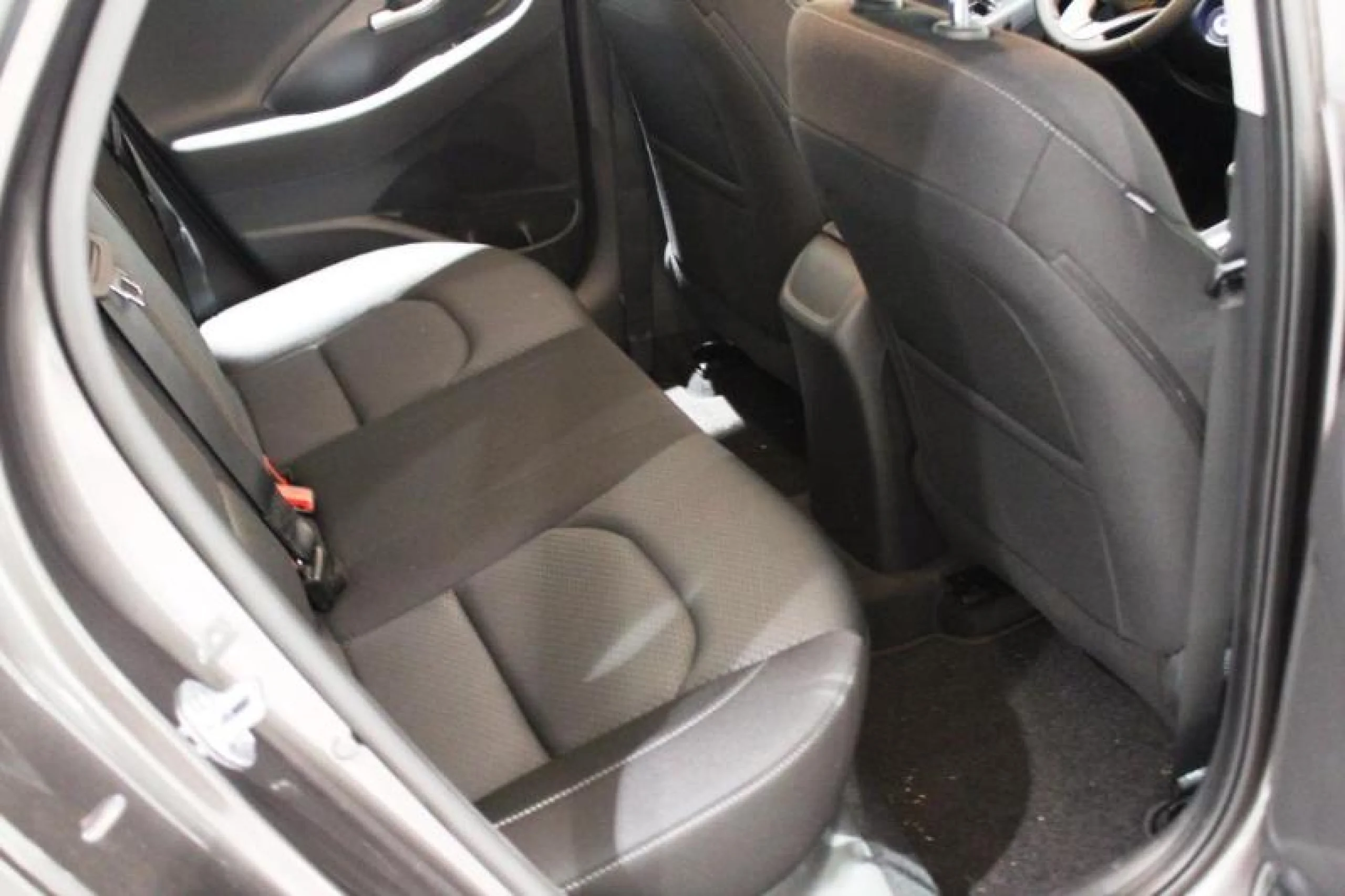 HYUNDAI I30 1.0 TGDI 48V KLASS FASTBACK - Foto 9