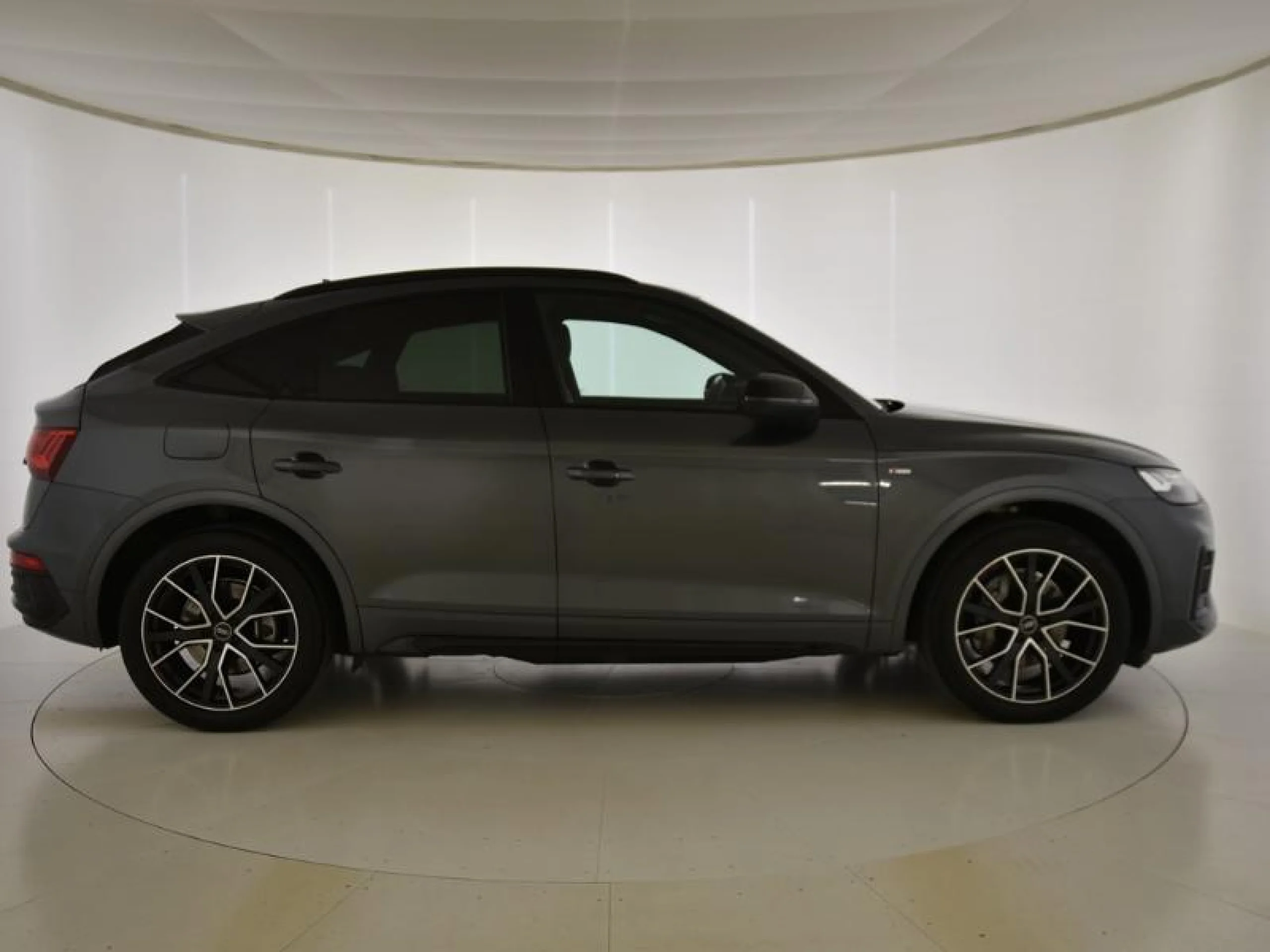 AUDI Q5 SPORTBACK BLACK LINE 35 TDI 120KW S TRONIC - Foto 3
