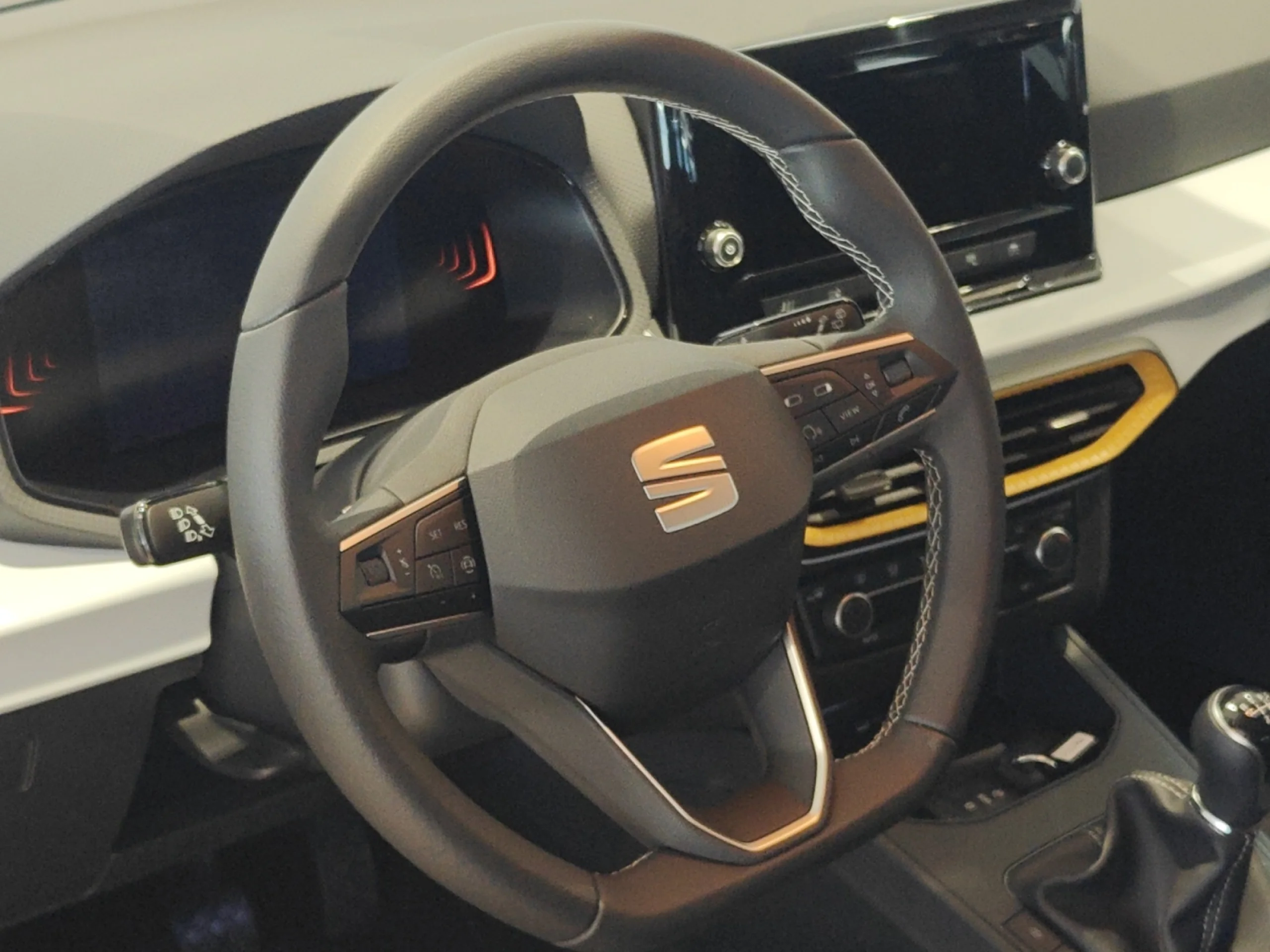 SEAT IBIZA 1.0 TSI 85KW (115CV) STYLE XL - Foto 6