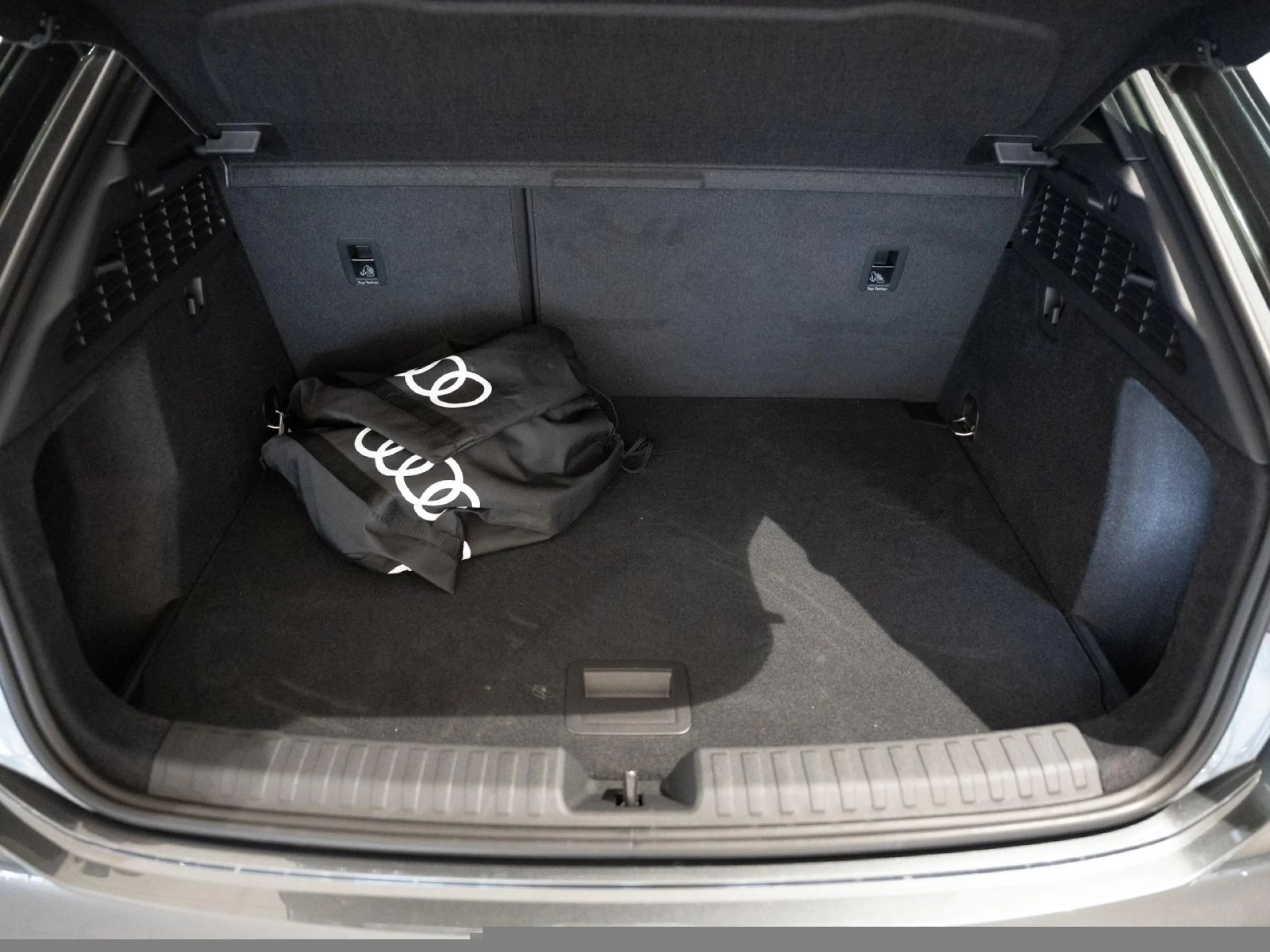 AUDI A3 SPORTBACK S LINE 40 TFSI E 150KW S TRON - Foto 10