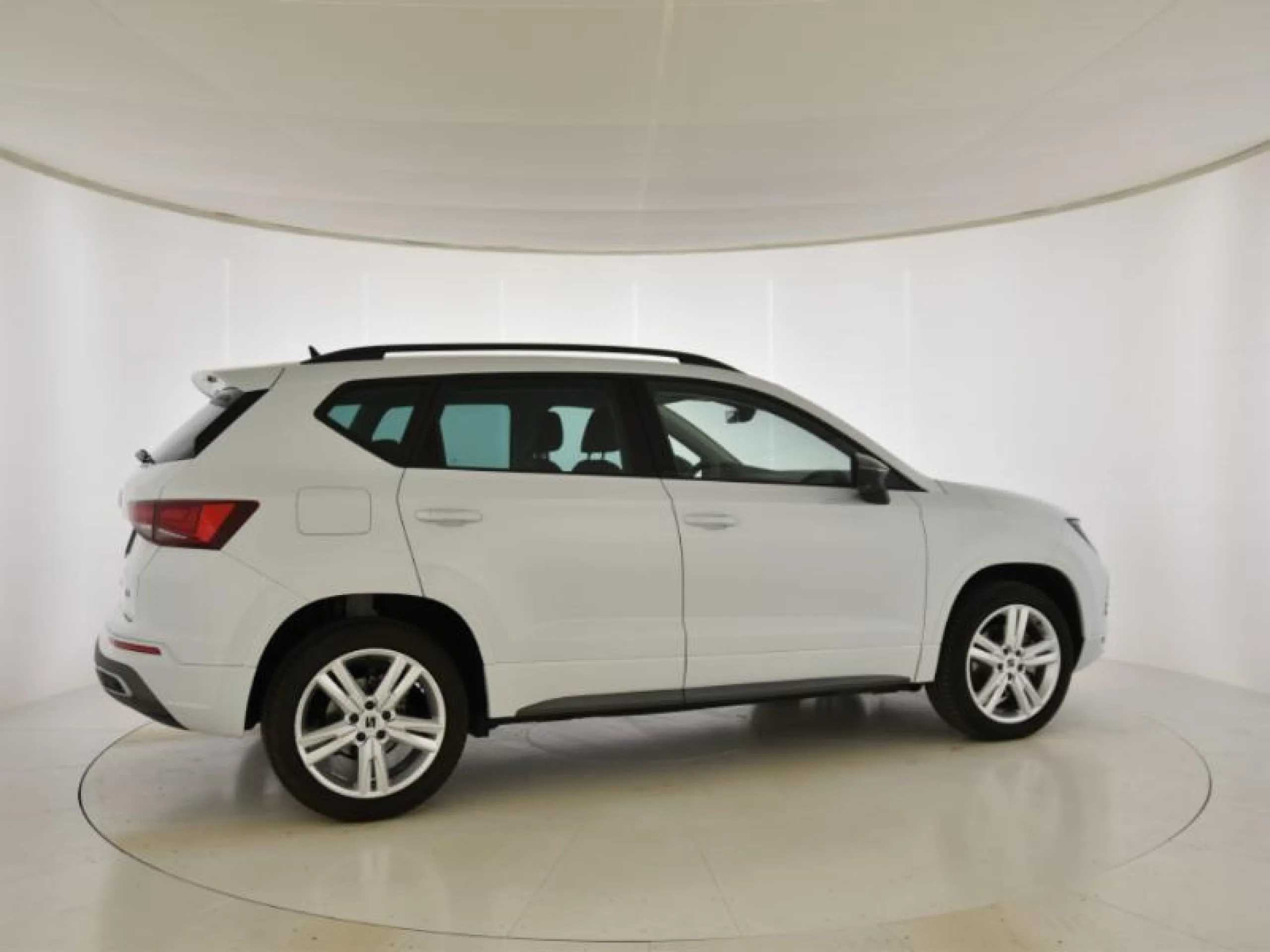 SEAT ATECA 2.0 TDI 110KW (150CV) DSG S&S FR XS - Foto 2