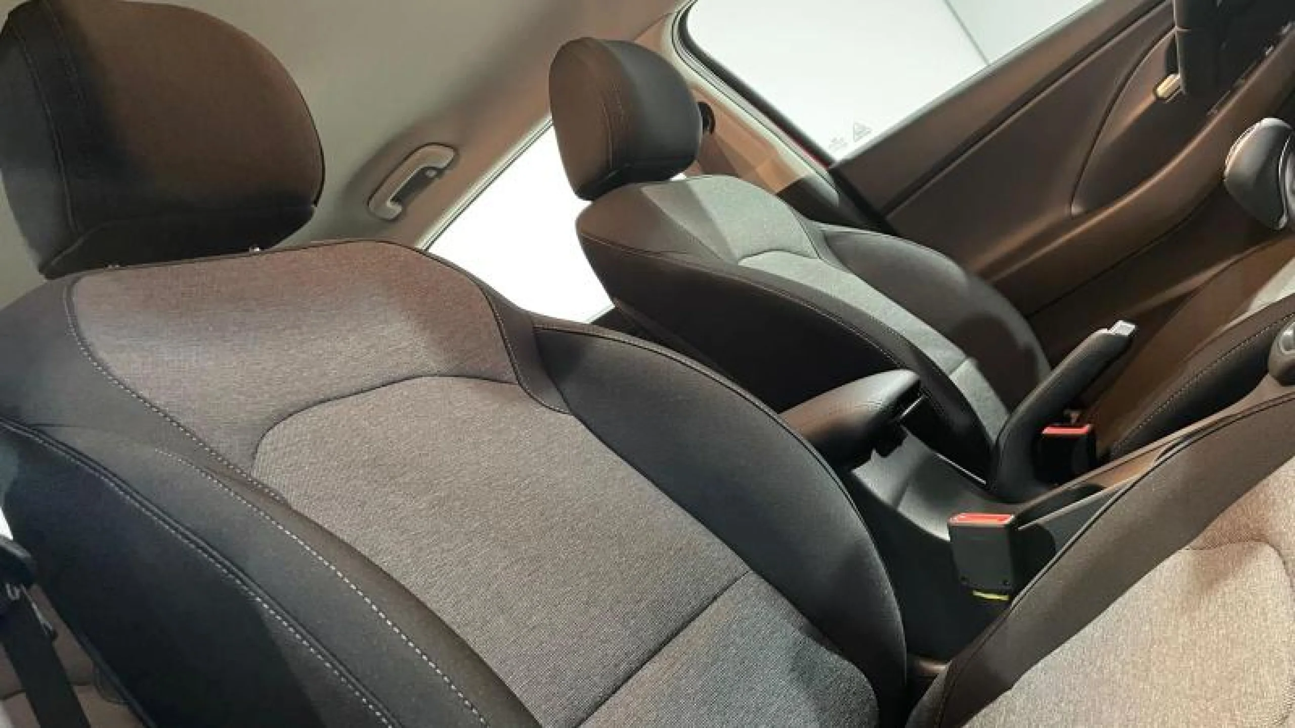 HYUNDAI I30 1.0 TGDI KLASS FASTBACK - Foto 12