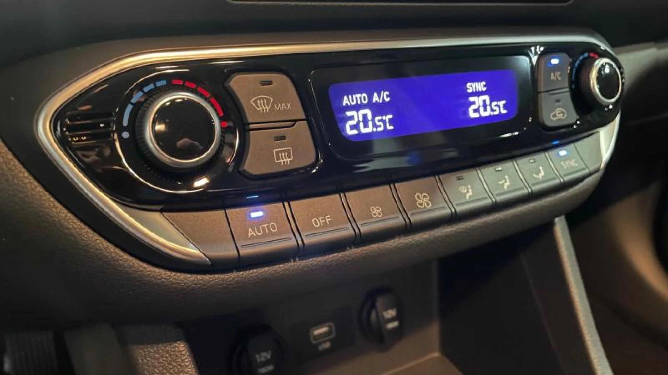 HYUNDAI I30 1.0 TGDI KLASS FASTBACK - Foto 18