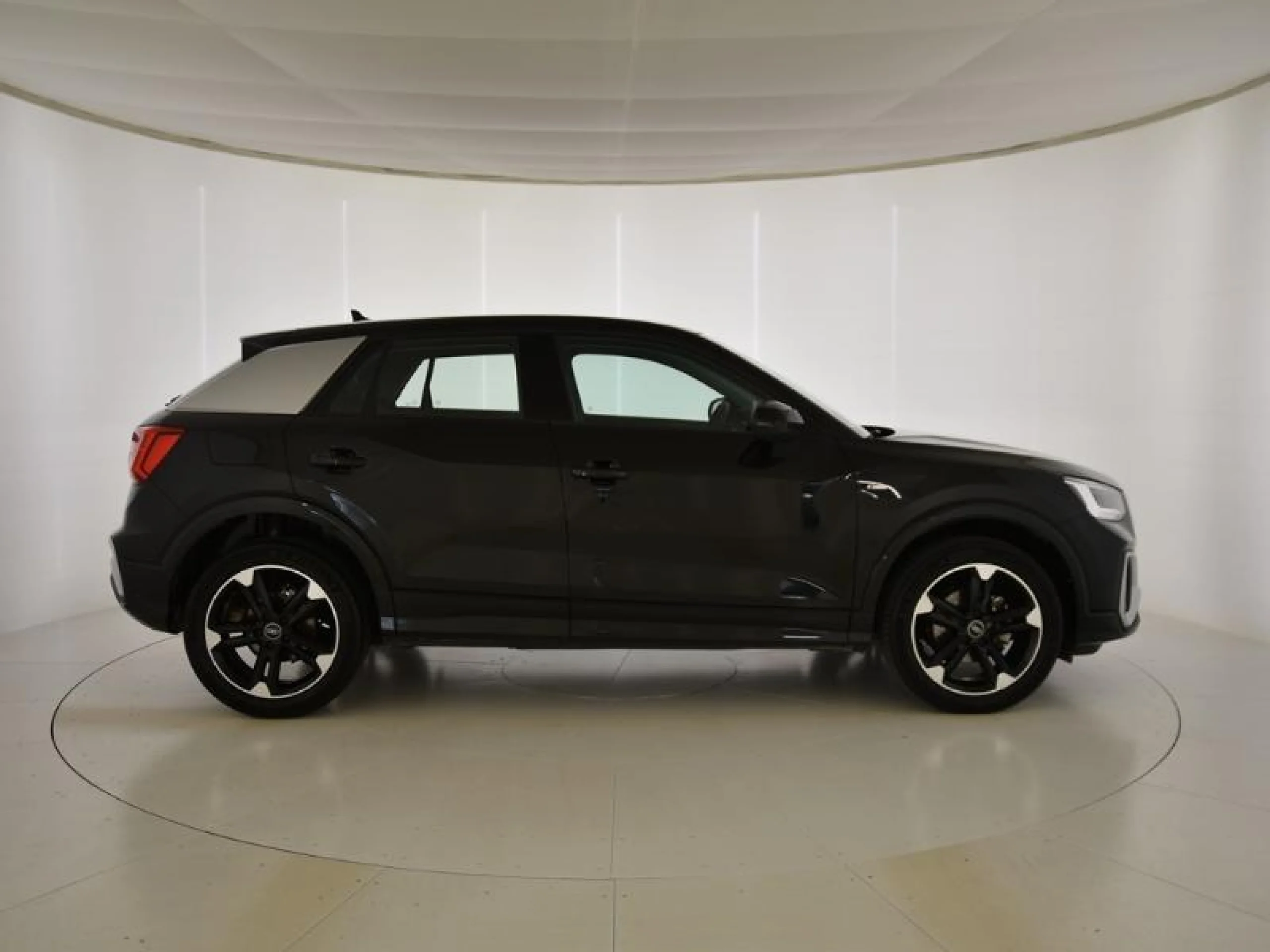 AUDI Q2 S LINE 30 TFSI 85KW (116CV) - Foto 3