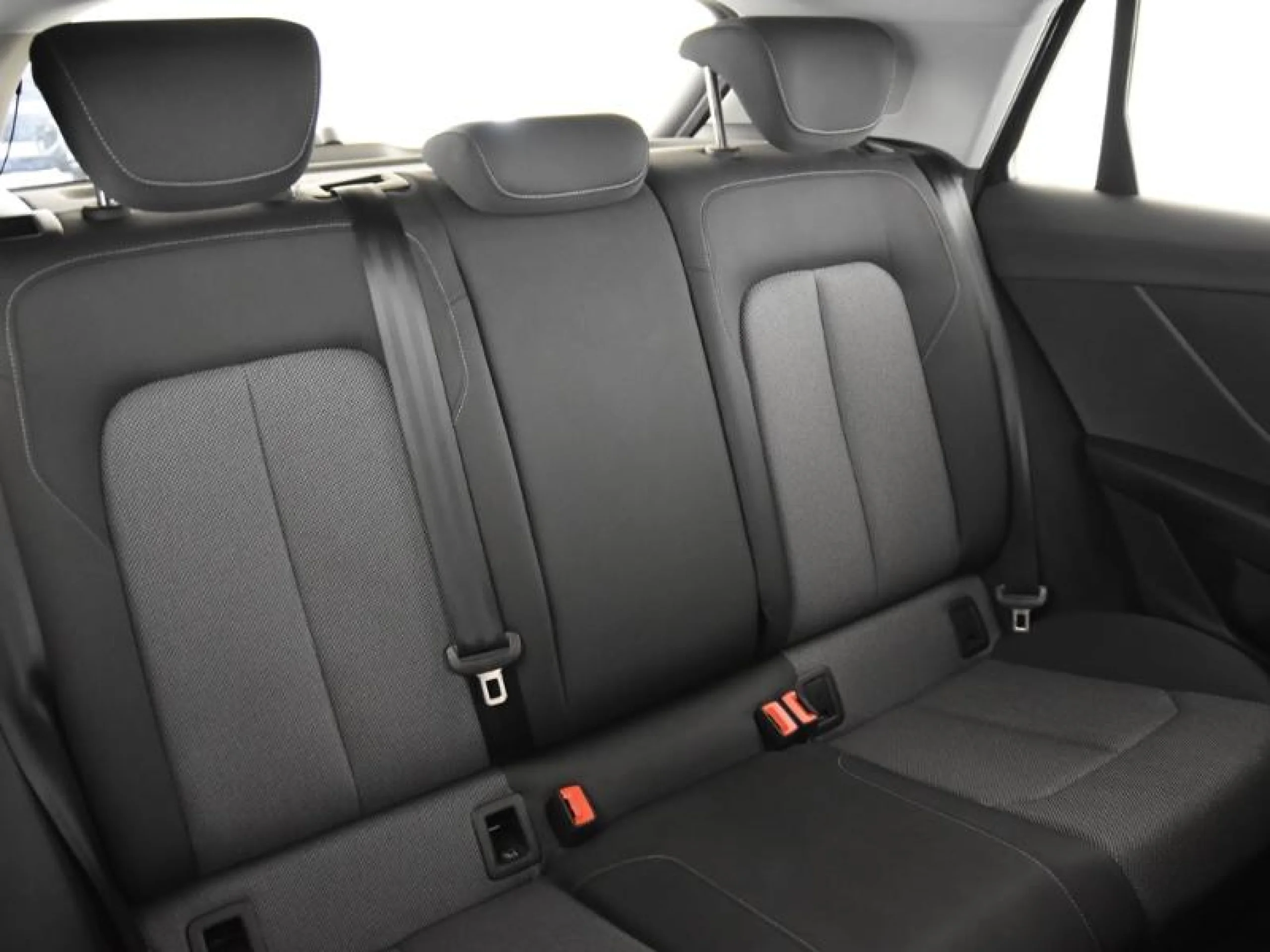 AUDI Q2 S LINE 30 TFSI 85KW (116CV) - Foto 6