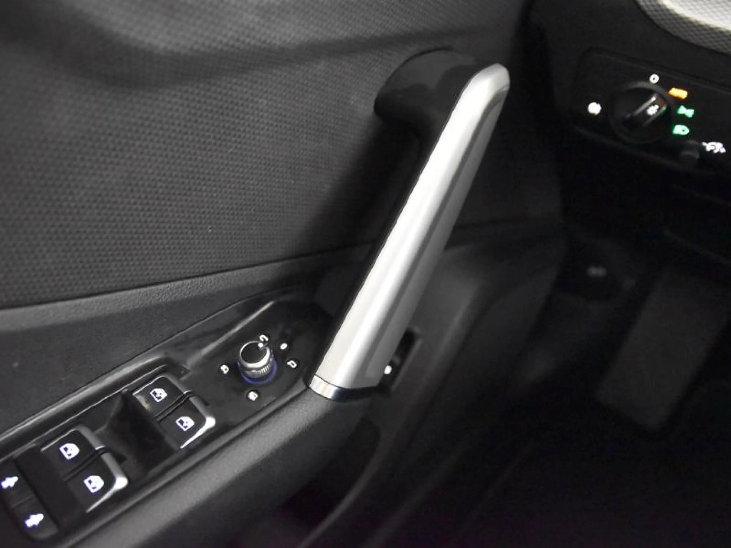 AUDI Q2 S LINE 30 TFSI 85KW (116CV) - Foto 15