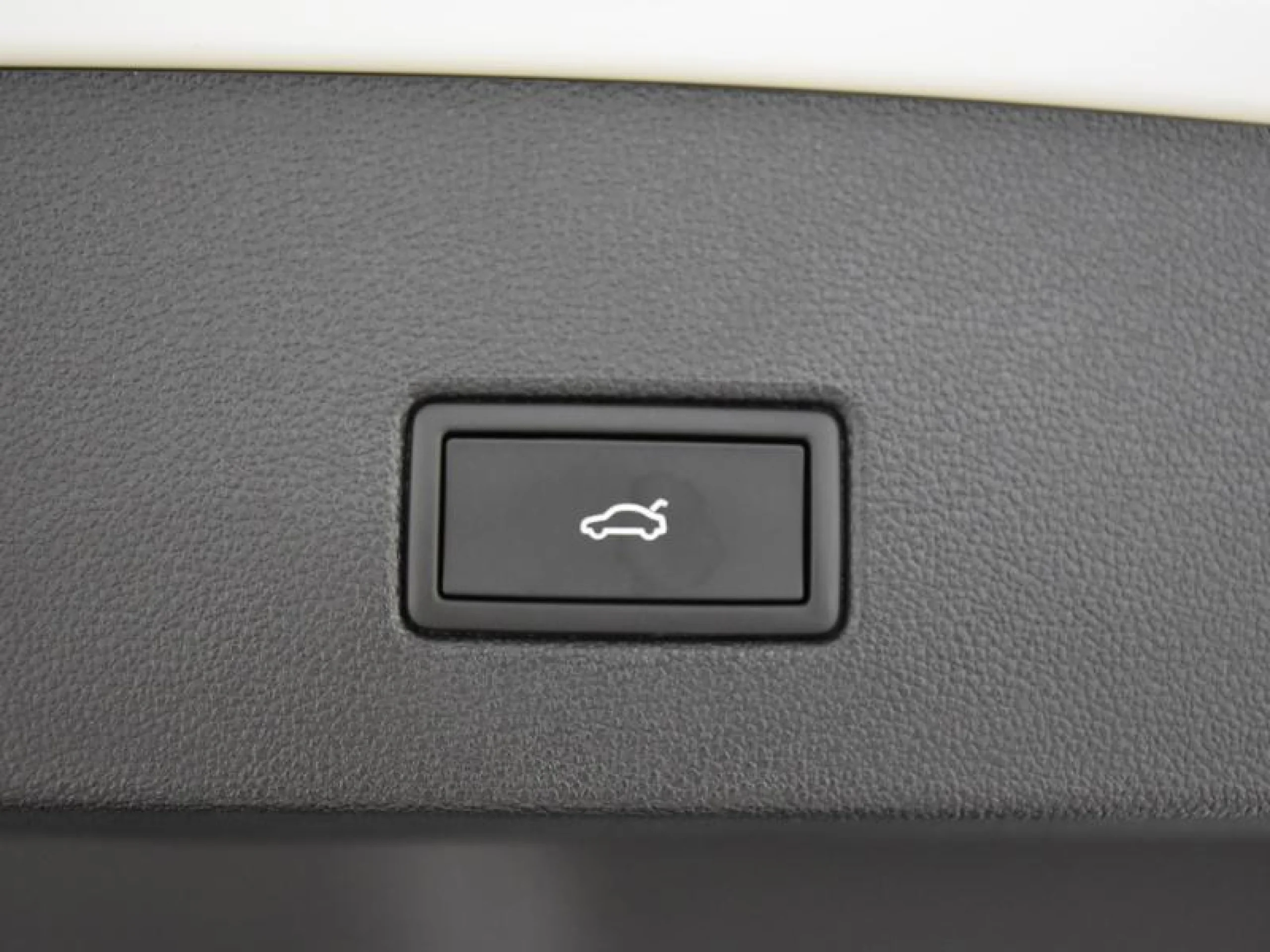 VOLKSWAGEN T ROC DARK LINE 1.0 TSI 85KW (115CV) - Foto 9