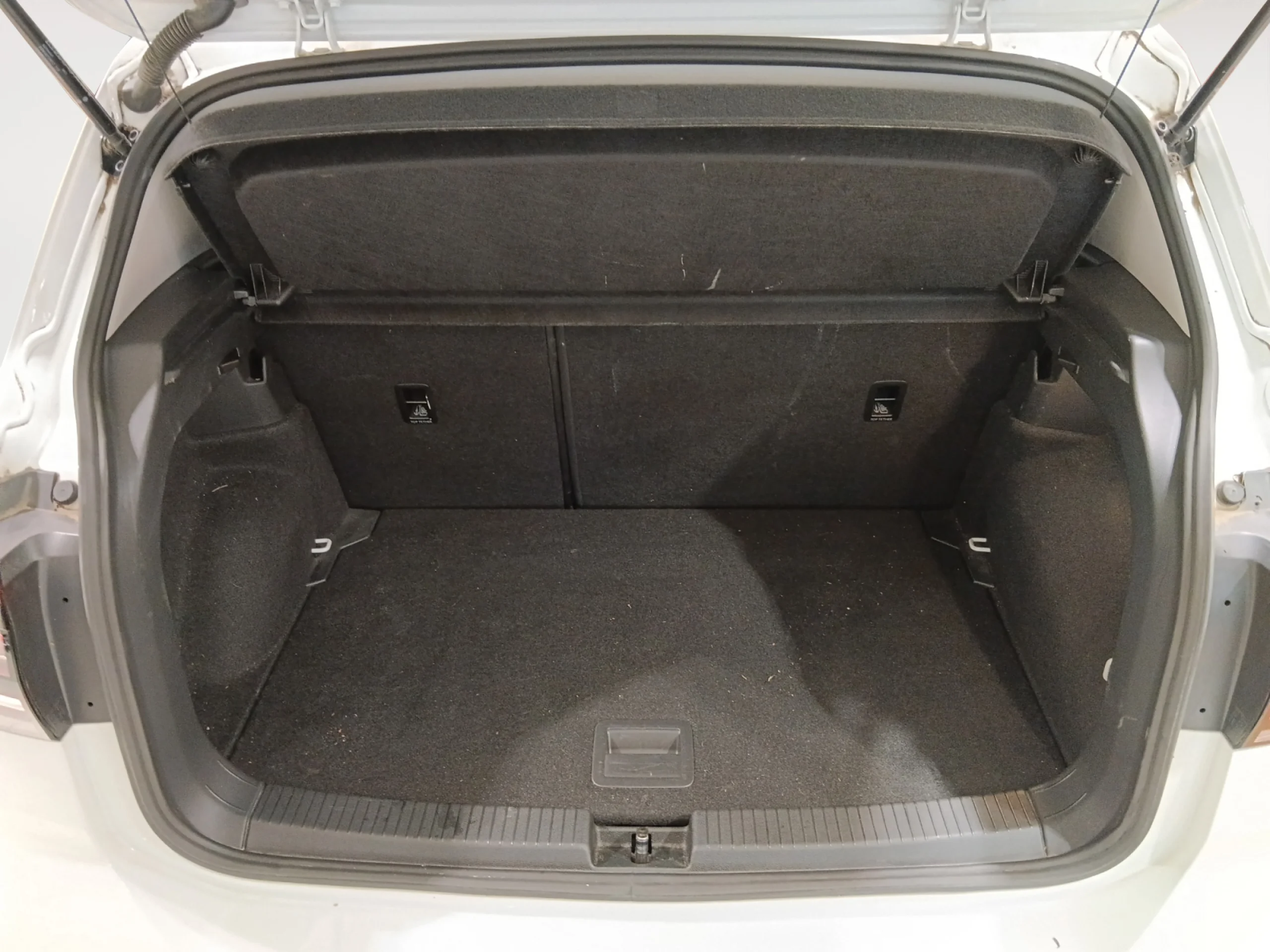 VOLKSWAGEN T CROSS SPORT 1.0 TSI 81KW (110CV) DSG - Foto 8