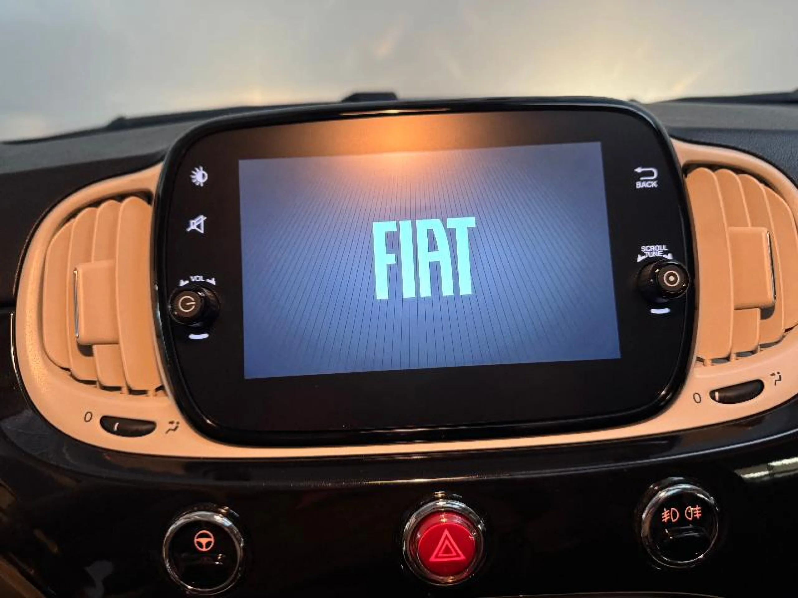 FIAT 500 MONOTRIM 1.0 HYBRID 51KW (70 CV) - Foto 14