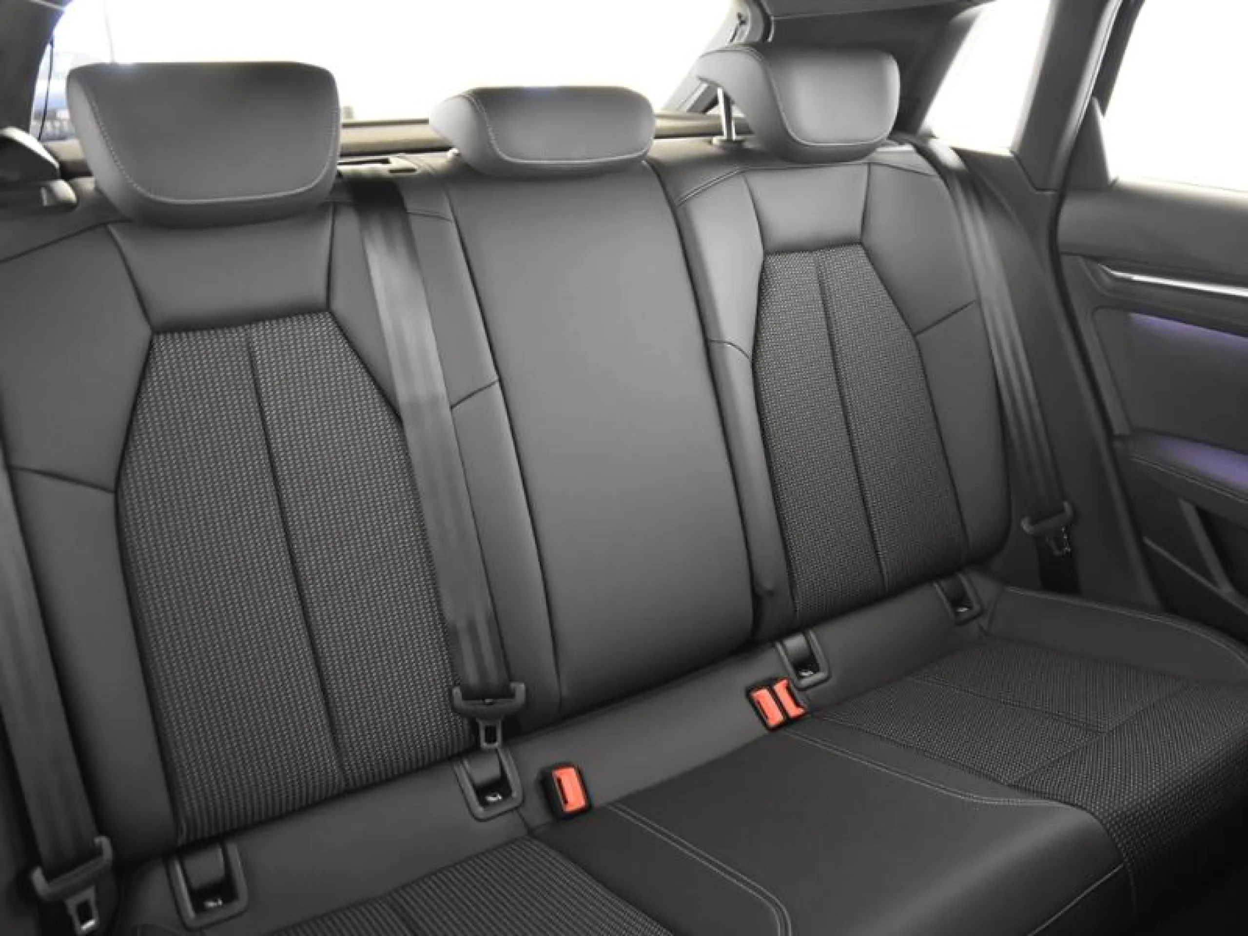 AUDI A3 ALLSTREET GENUINE TFSI 110KW S TRONIC - Foto 6