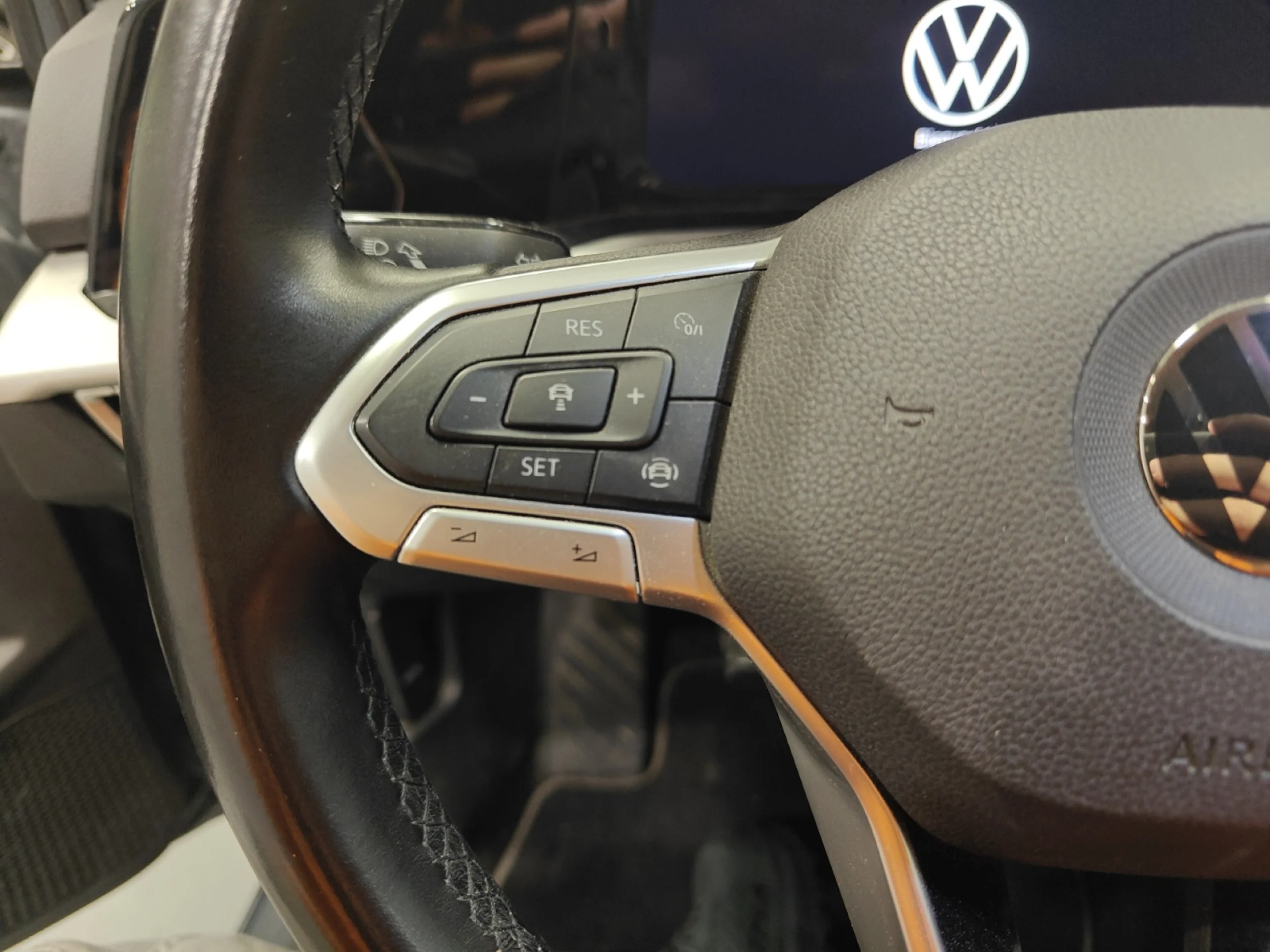 VOLKSWAGEN GOLF LIFE 1.5 TSI 96KW (130CV) - Foto 11