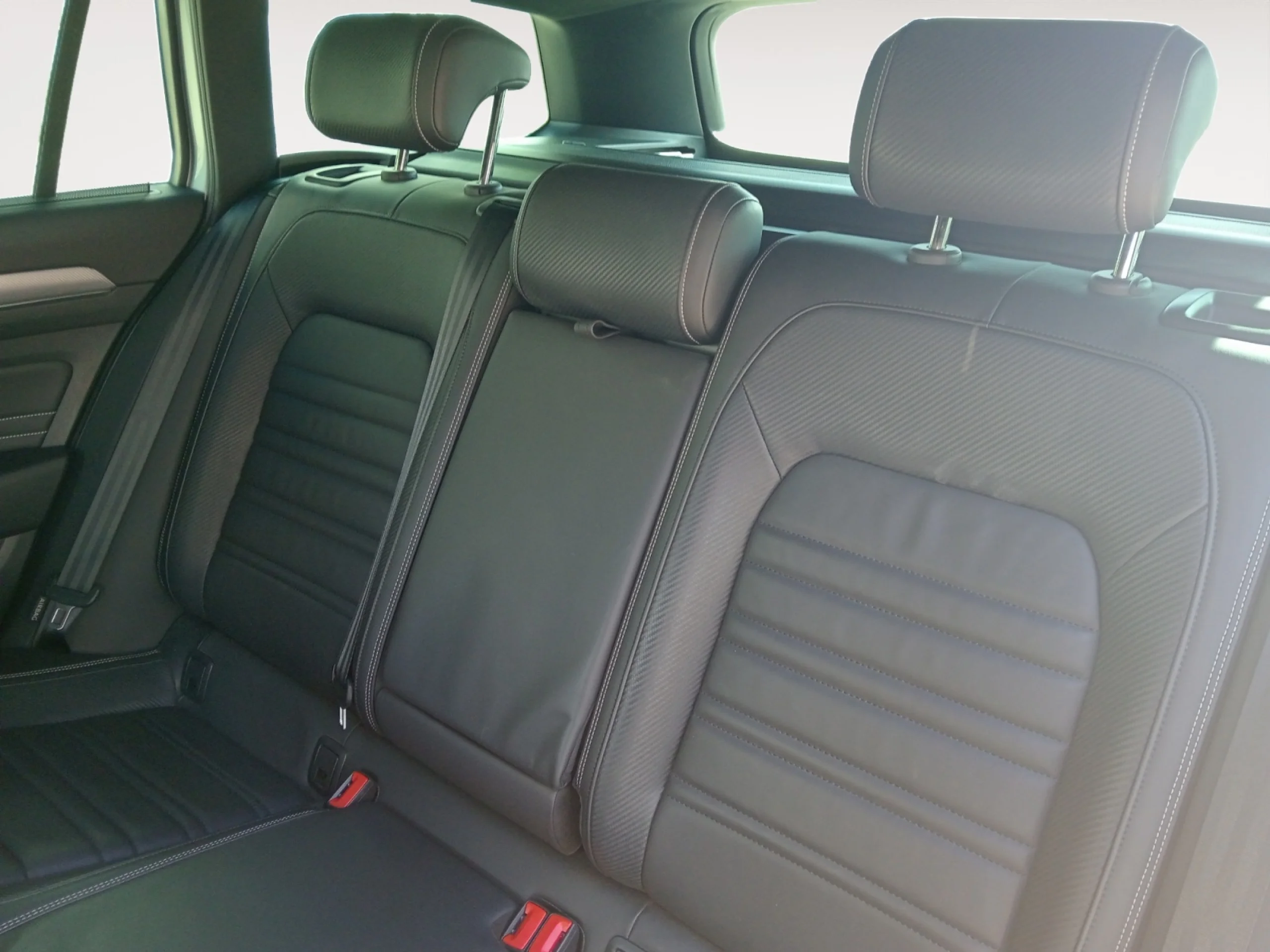 VOLKSWAGEN PASSAT VARIANT R LINE 2.0 TDI 140KW (190CV) DSG - Foto 6