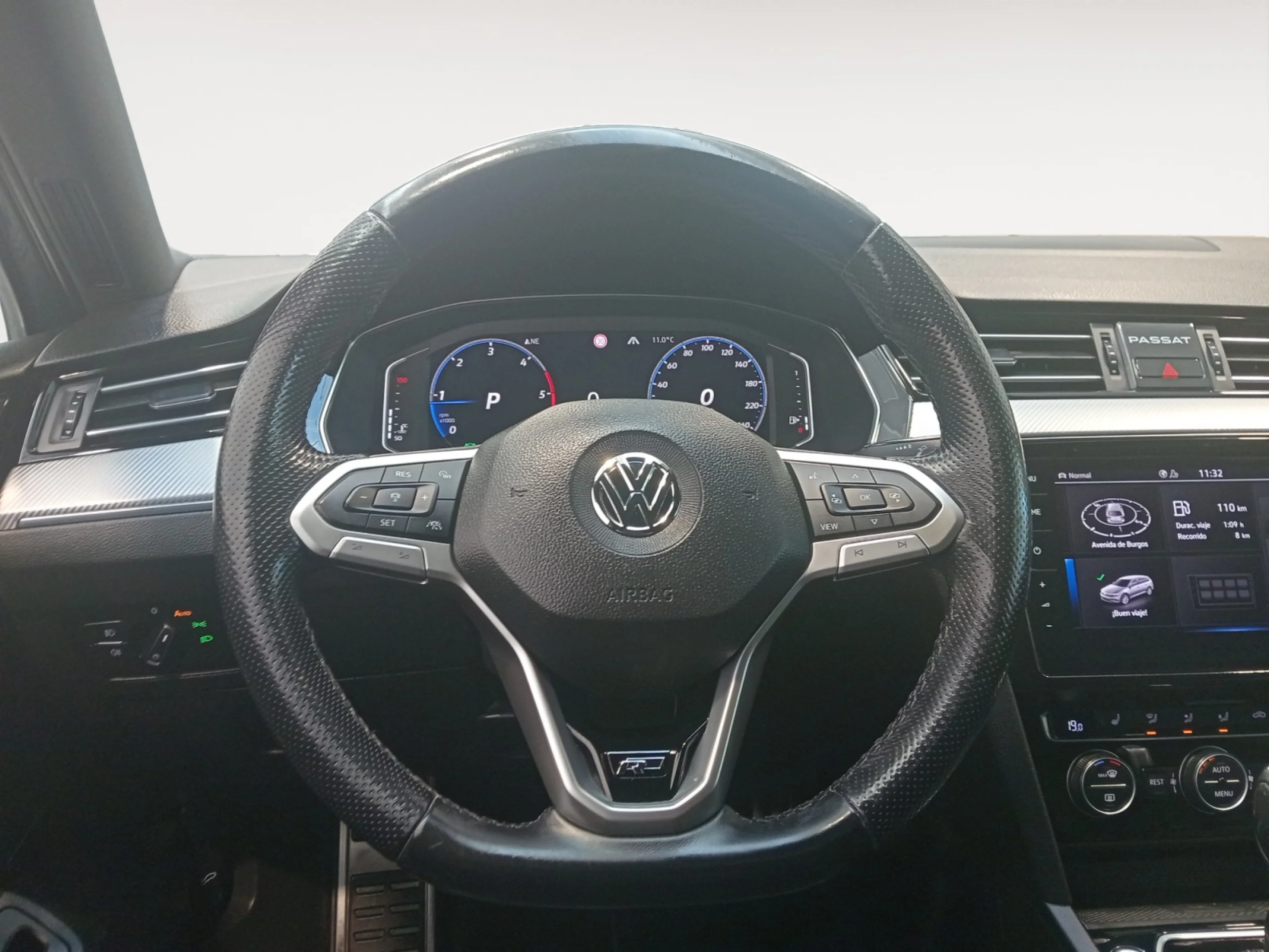 VOLKSWAGEN PASSAT VARIANT R LINE 2.0 TDI 140KW (190CV) DSG - Foto 11