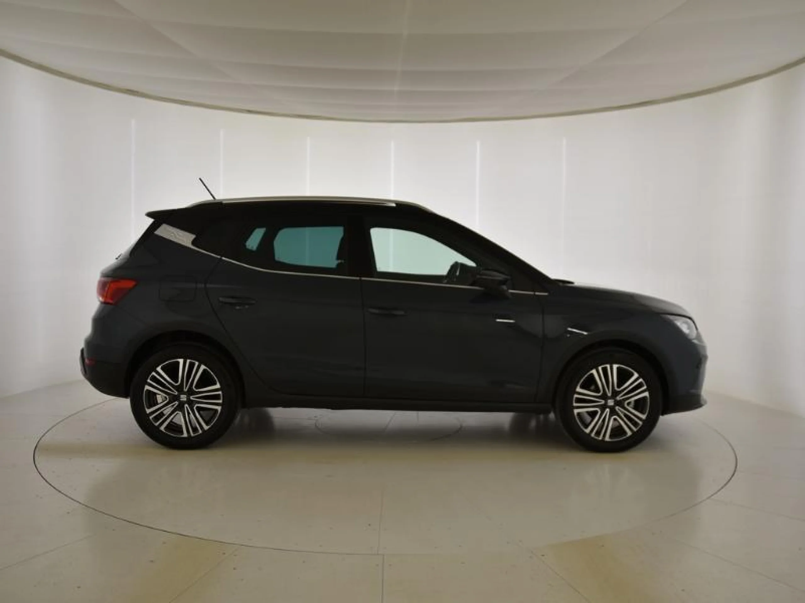 SEAT ARONA 1.0 TSI 85KW XPERIENCE SPECIAL EDITION - Foto 3