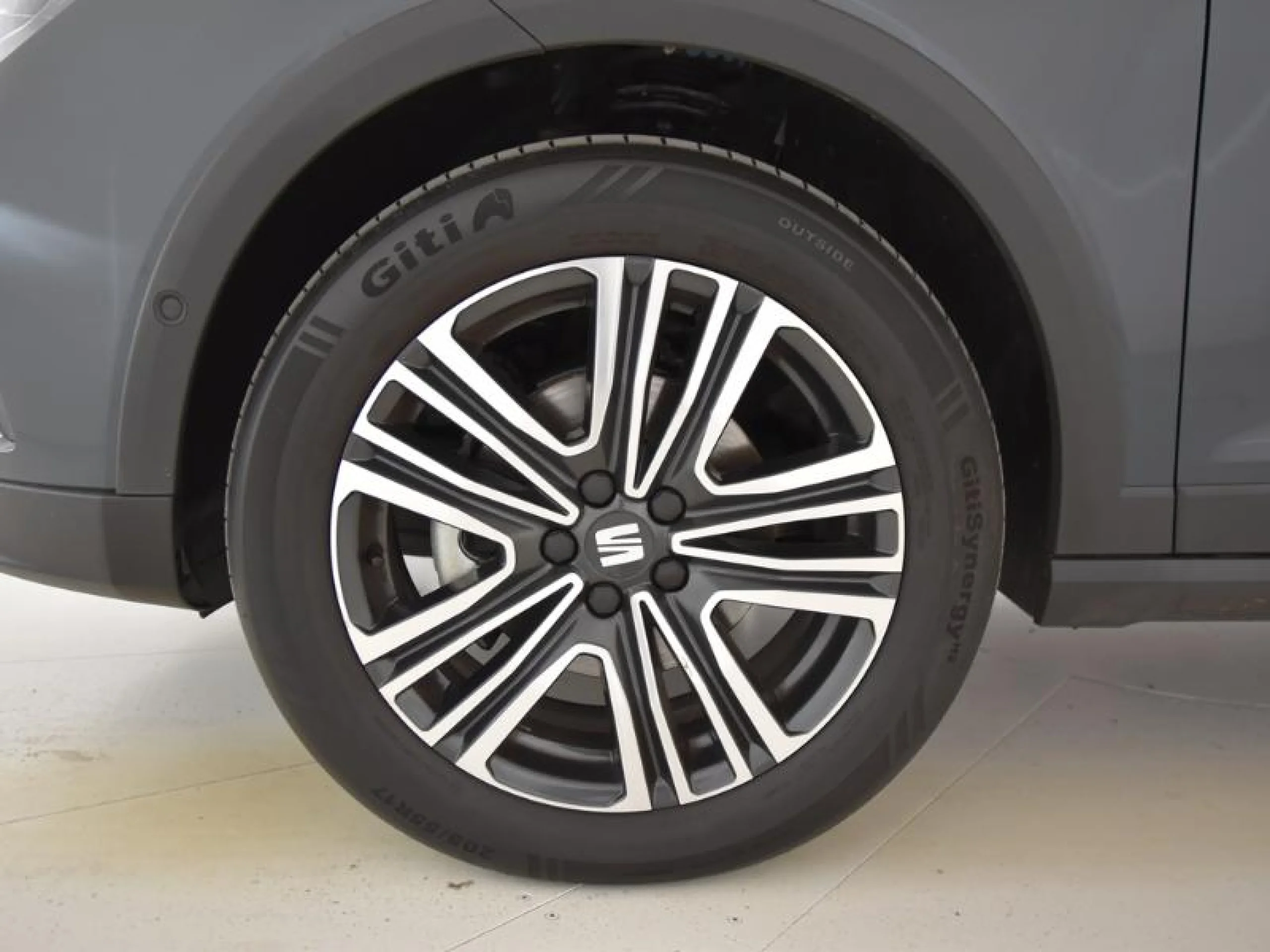 SEAT ARONA 1.0 TSI 85KW XPERIENCE SPECIAL EDITION - Foto 8