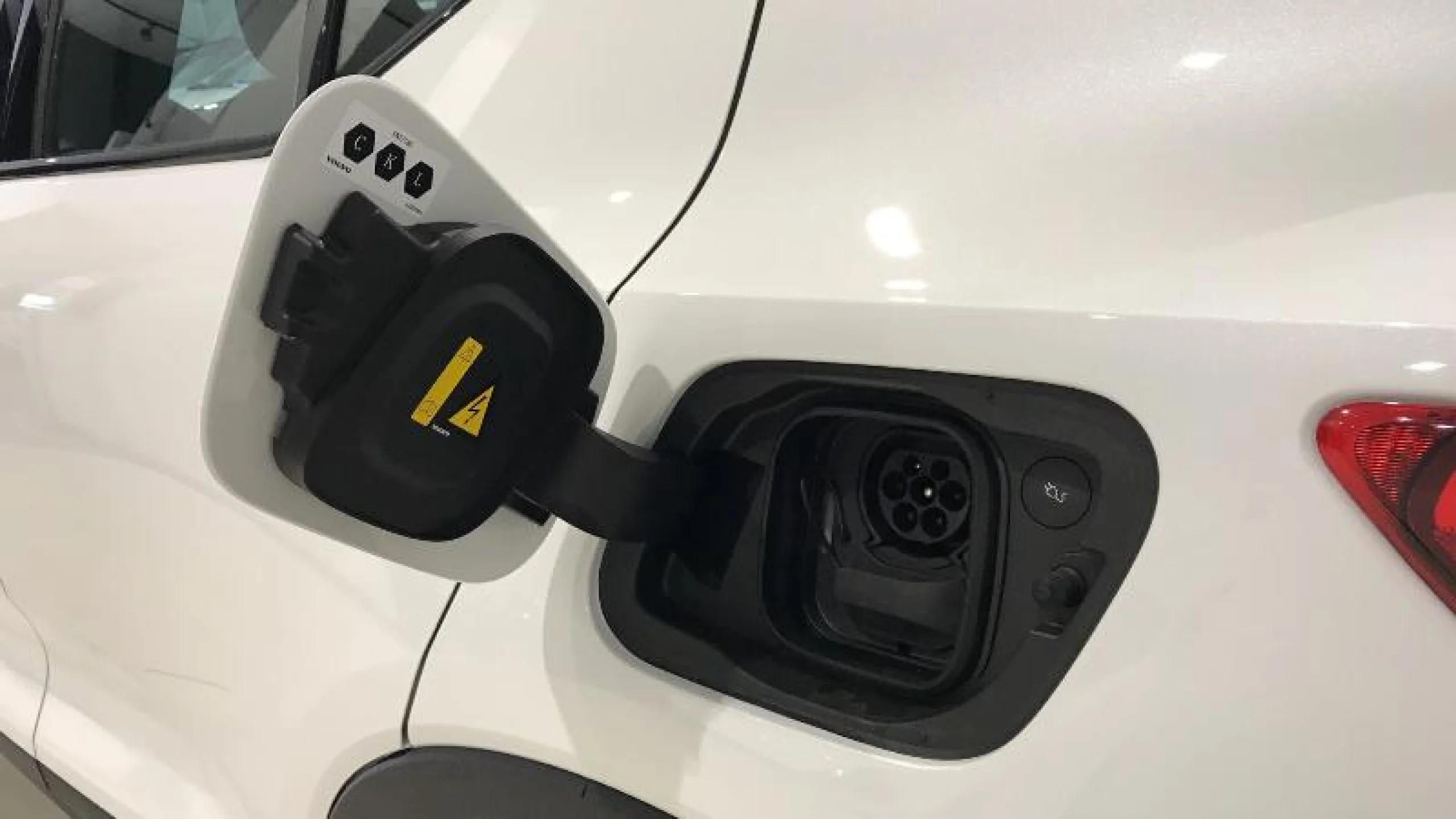 VOLVO XC40 RECHARGE ELÉCTRICO PLUS AUTO - Foto 20