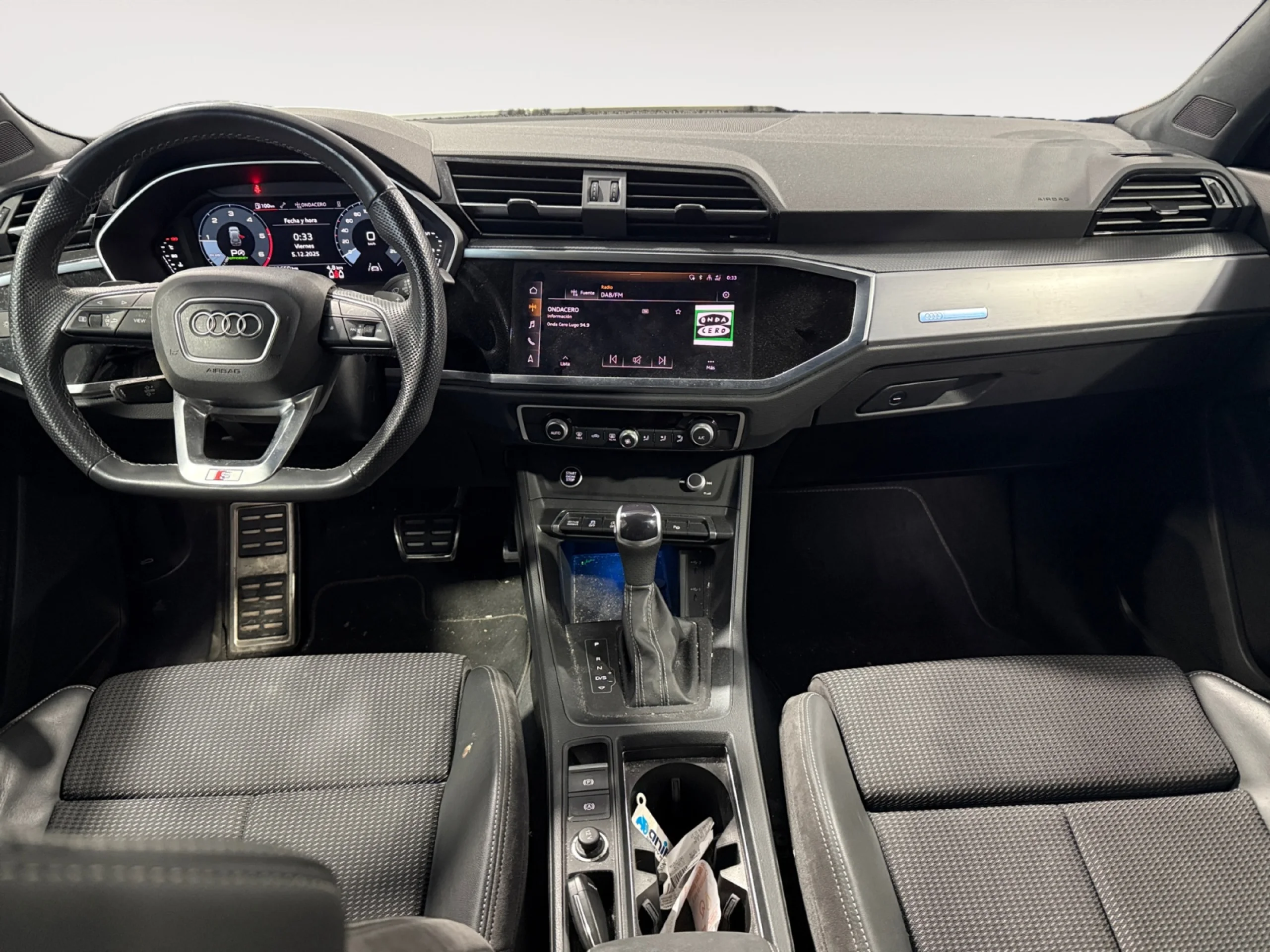 AUDI Q3 BLACK LINE 35 TDI 110KW (150CV) S TRONIC - Foto 4