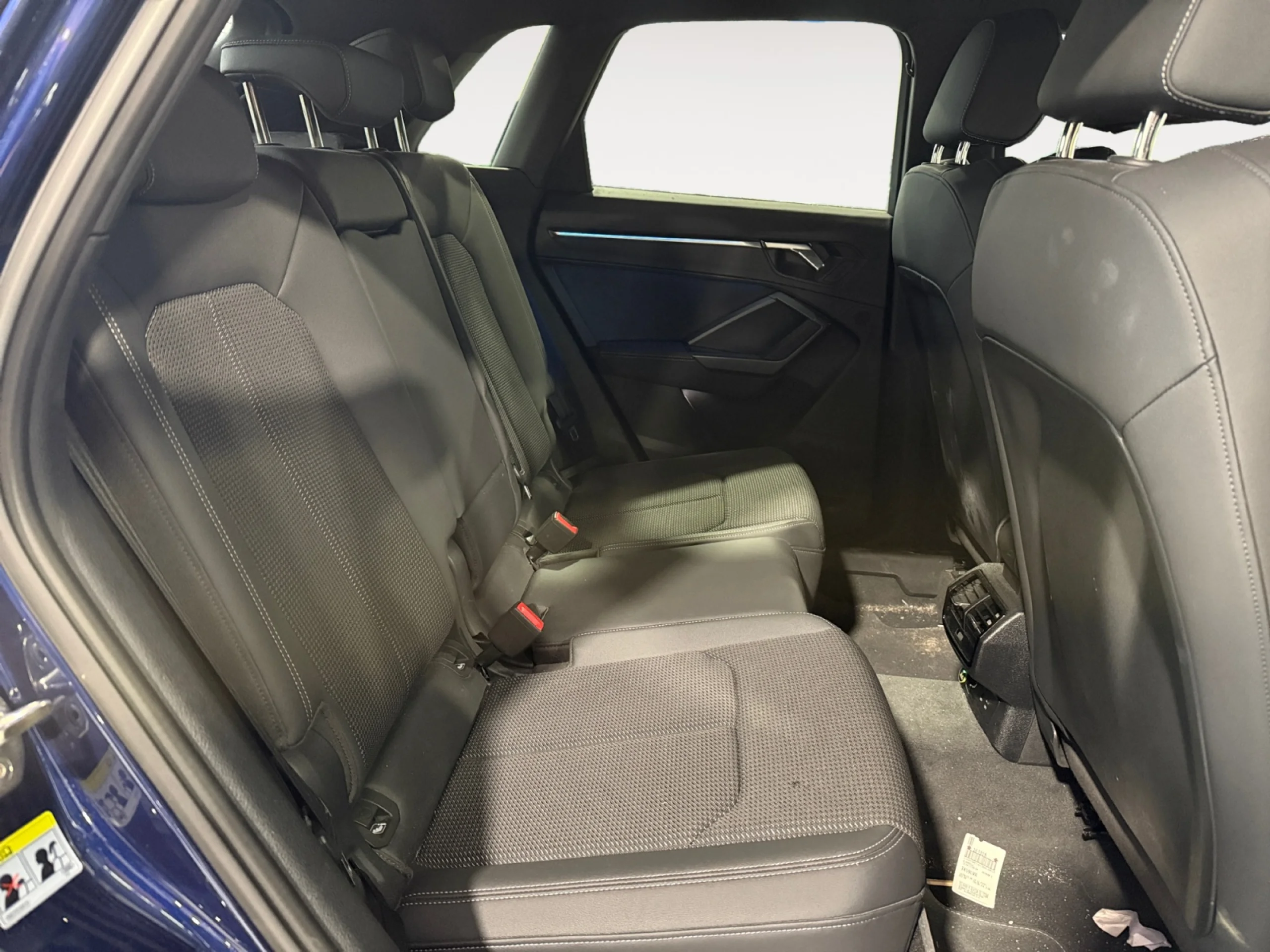 AUDI Q3 BLACK LINE 35 TDI 110KW (150CV) S TRONIC - Foto 6