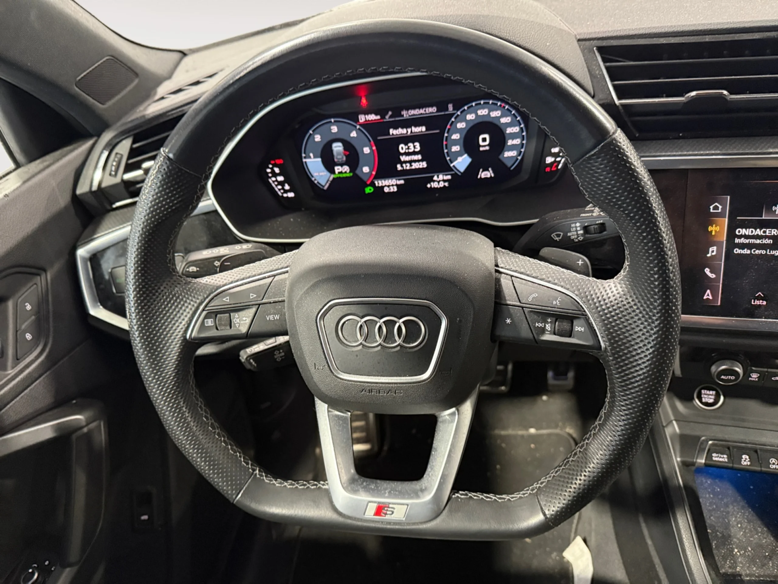 AUDI Q3 BLACK LINE 35 TDI 110KW (150CV) S TRONIC - Foto 11