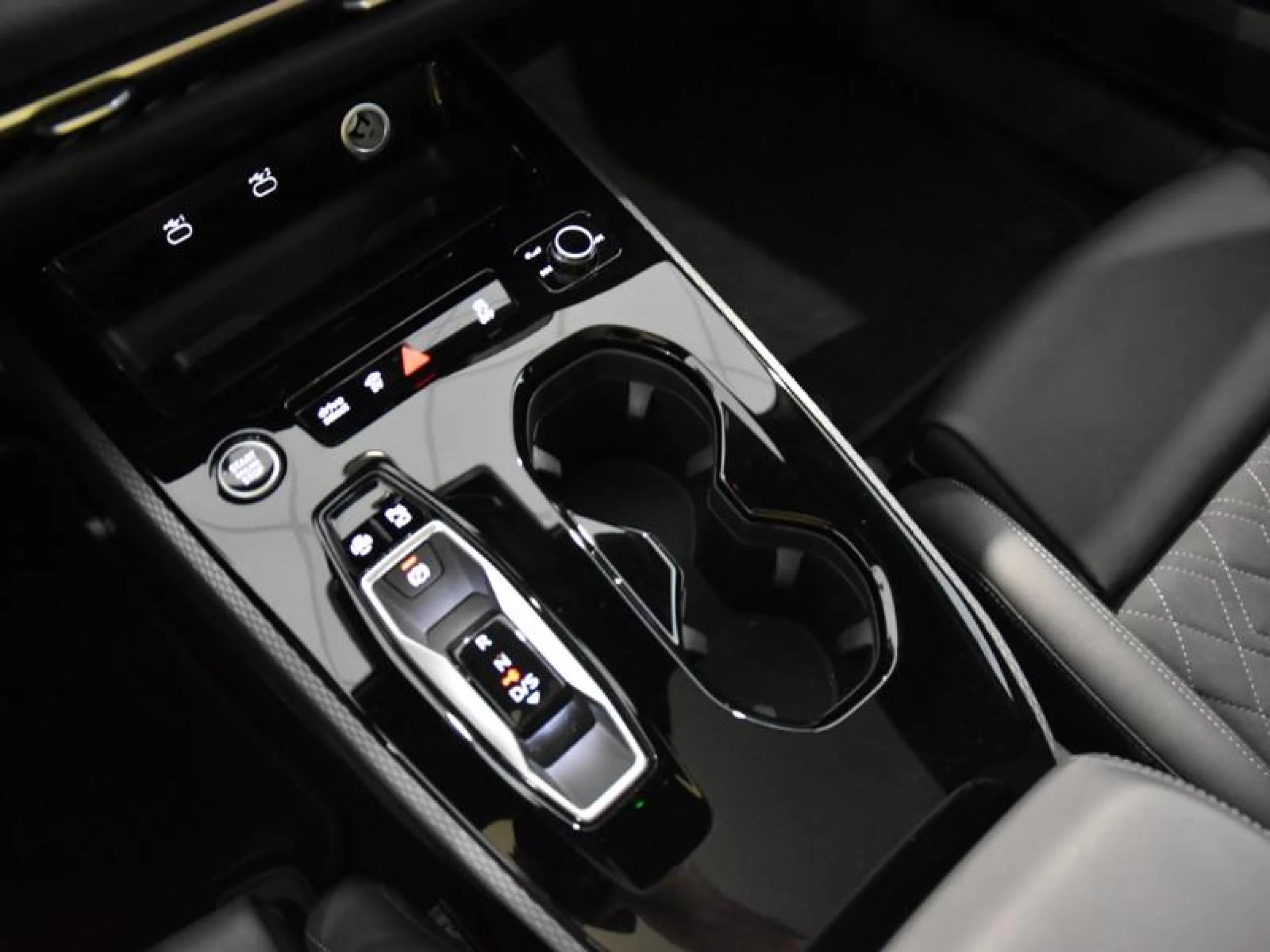 AUDI A5 AVANT E HYBRID QUATTRO 220KW BLACK LINE - Foto 12