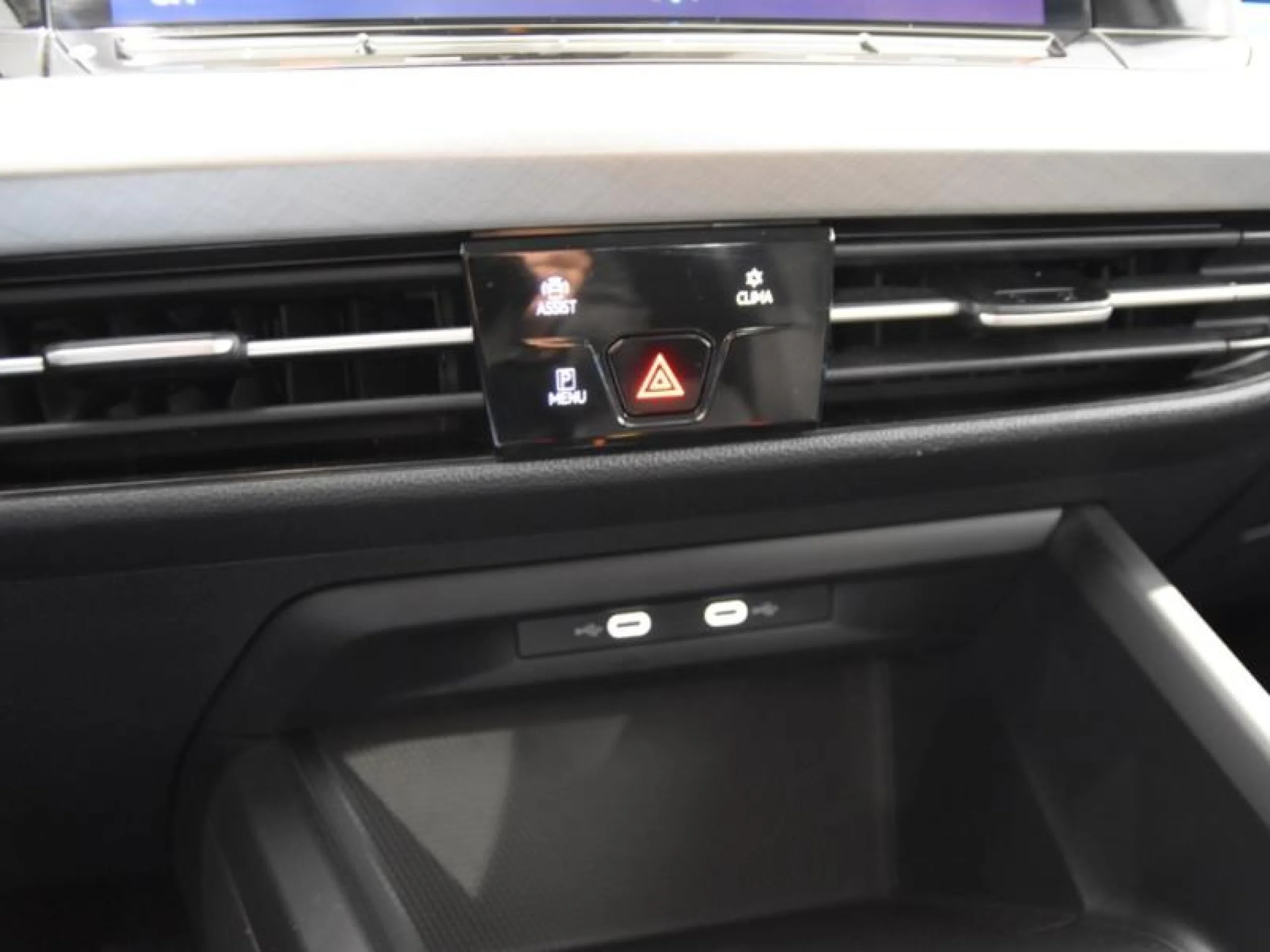 VOLKSWAGEN GOLF LIFE 1.0 ETSI 81KW (110CV) DSG - Foto 11