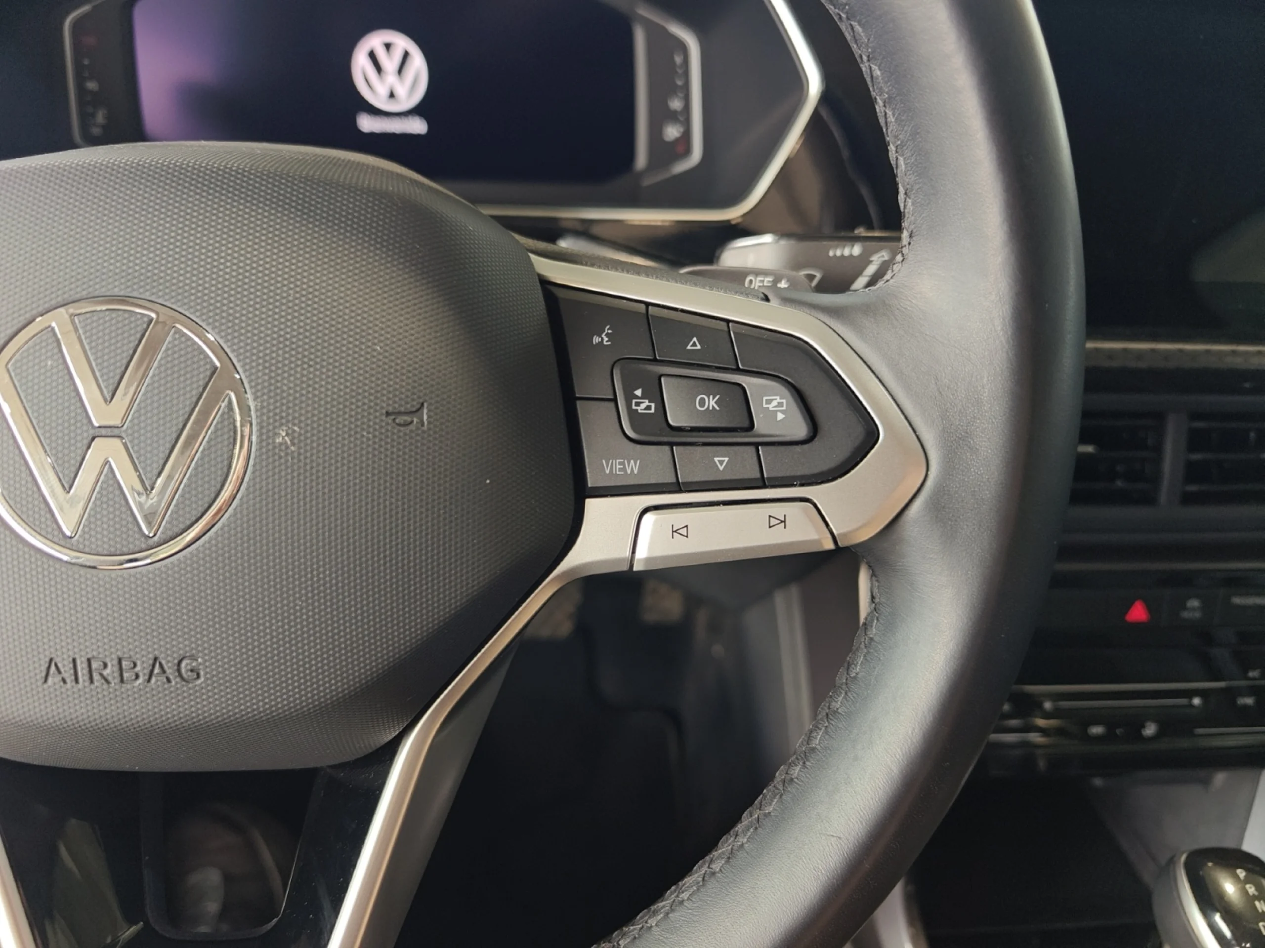 VOLKSWAGEN T CROSS SPORT 1.0 TSI 81KW (110CV) DSG - Foto 10