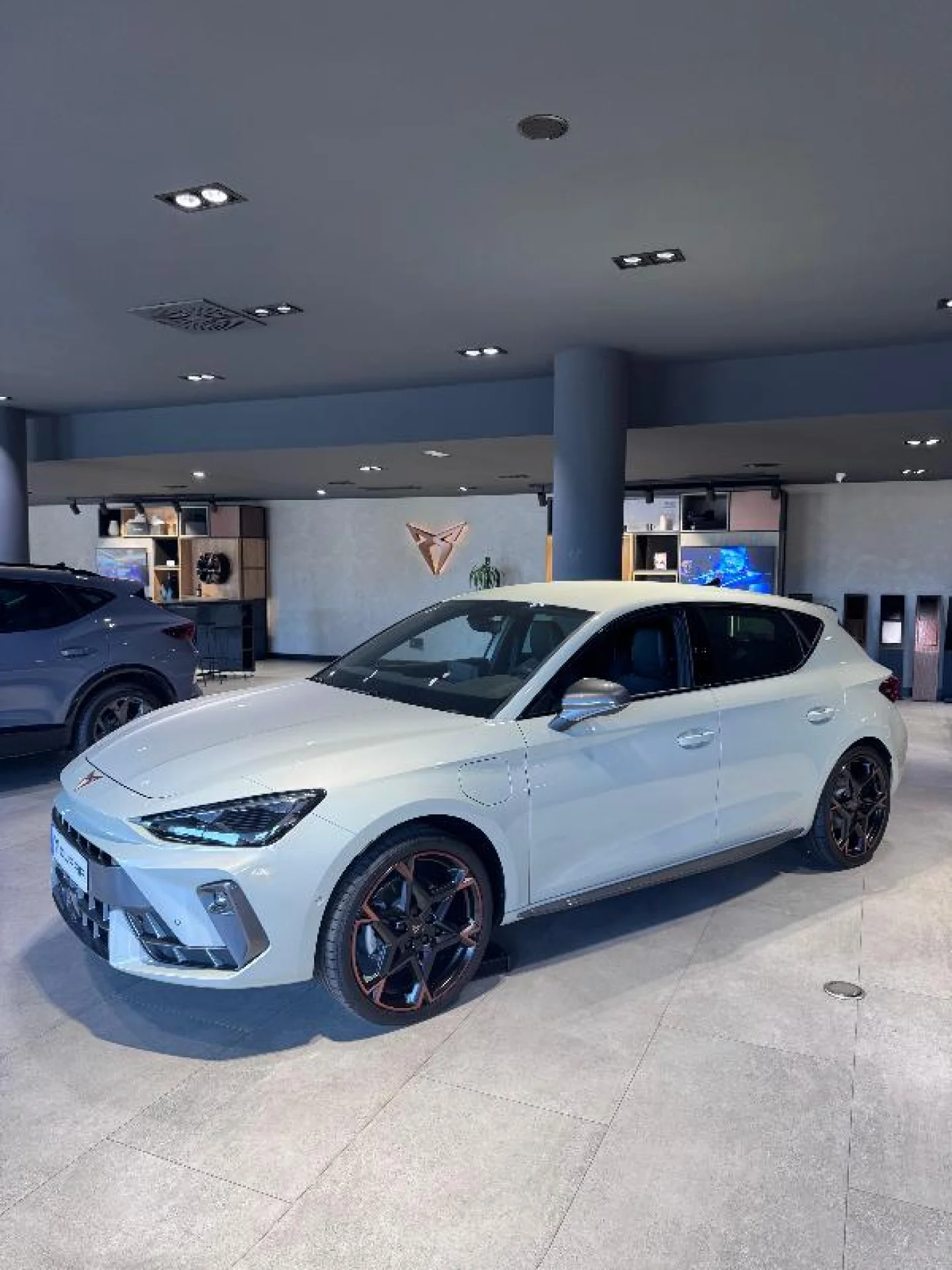 CUPRA LEON 1.5 TSI E HYBRID 150W (204CV) DSG - Foto 1