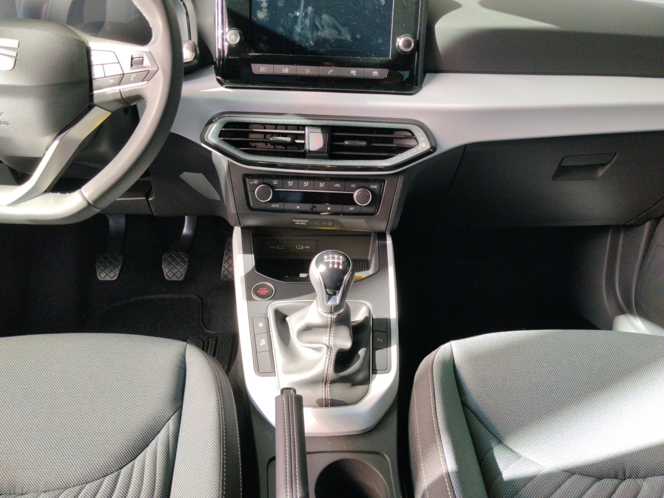 SEAT IBIZA 1.0 TSI 85KW (115CV) SPECIAL EDITION - Foto 10