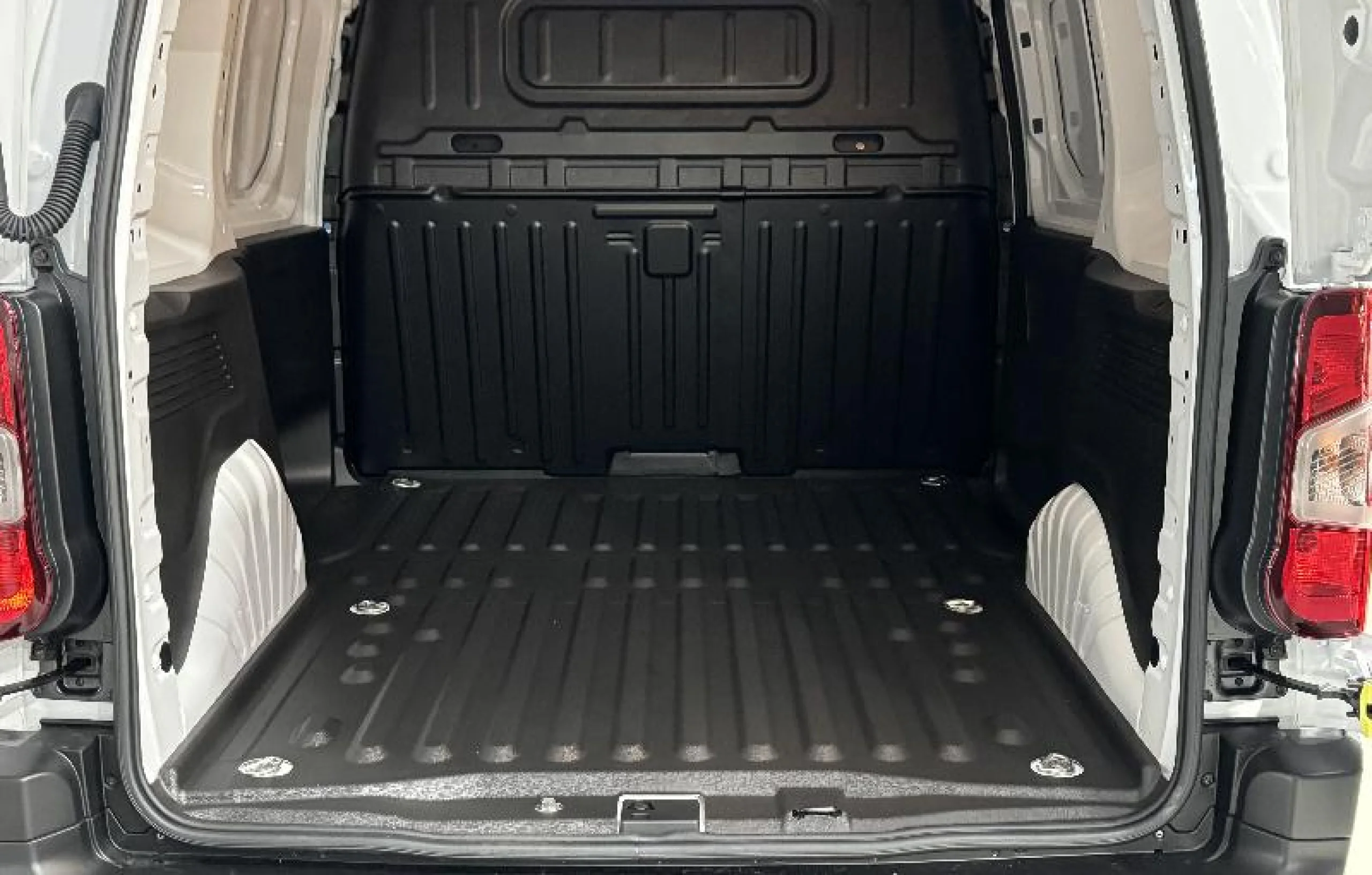 OPEL COMBO CARGO L 1000KG DIESEL 1.5 100HP S&S MT E - Foto 6