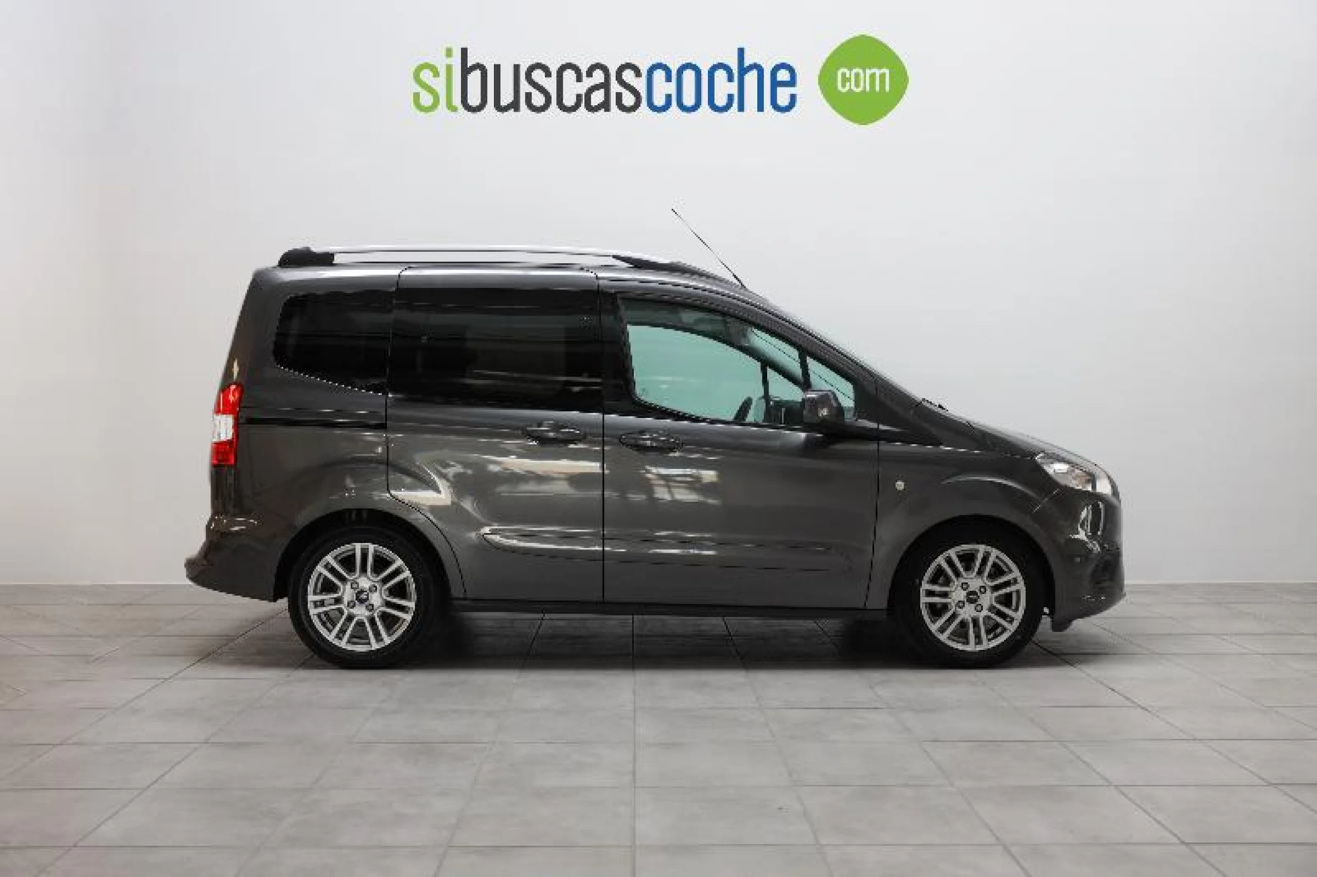 FORD Tourneo courier 1.5 TDCI 74KW (100CV) TITANIUM - Foto 3