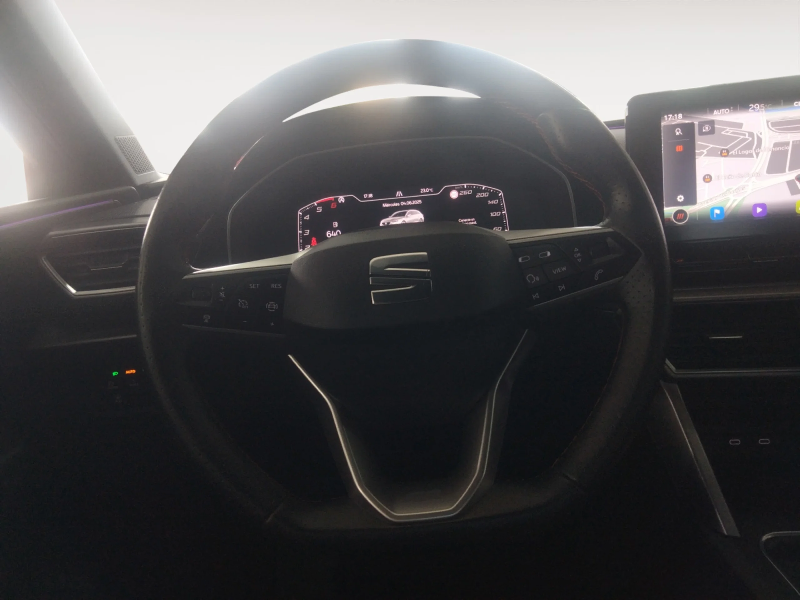 SEAT LEON SP 2.0 TDI 110KW DSG S&S FR - Foto 9