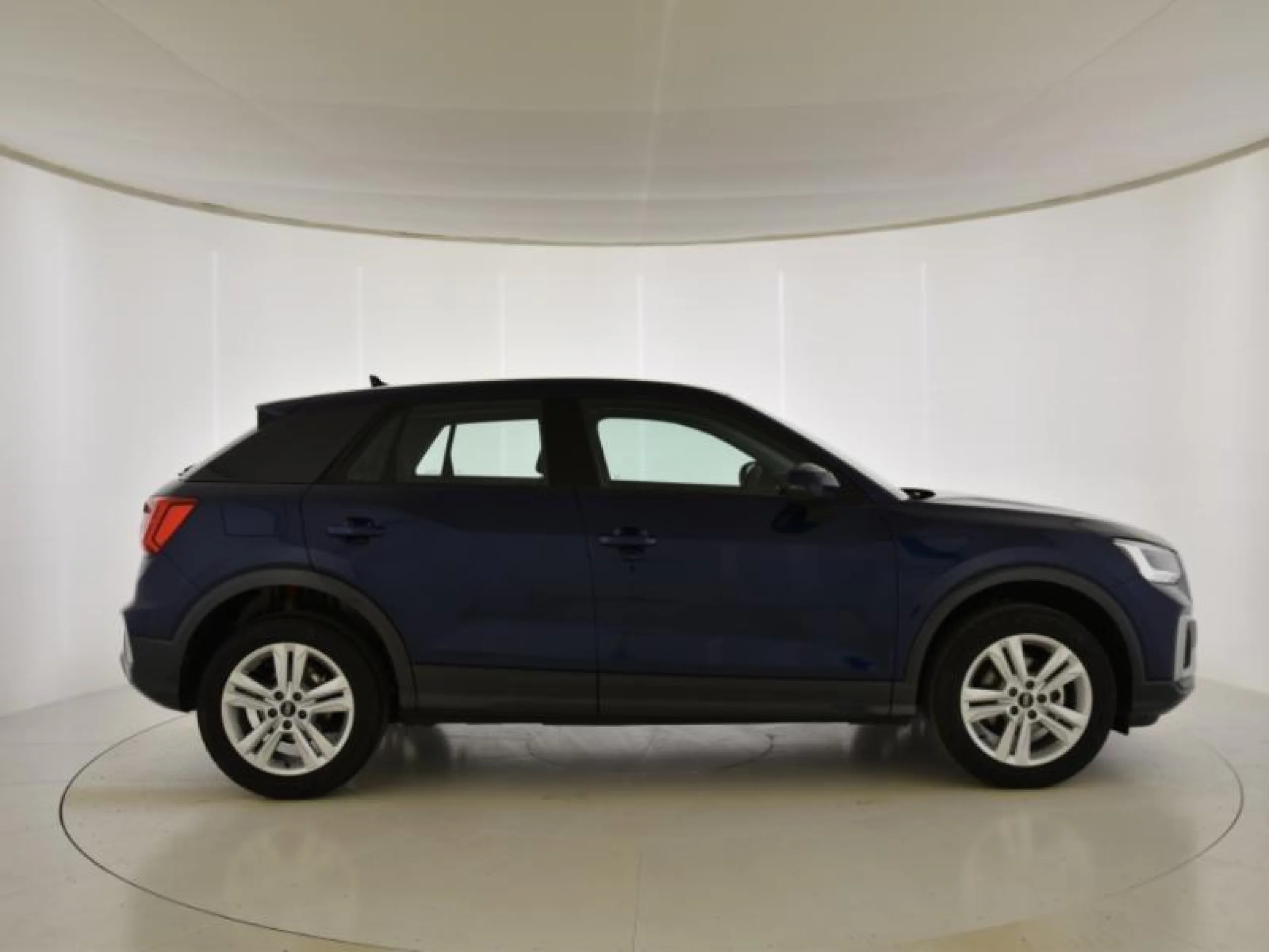AUDI Q2 ADVANCED 30 TFSI 81KW (110CV) - Foto 3