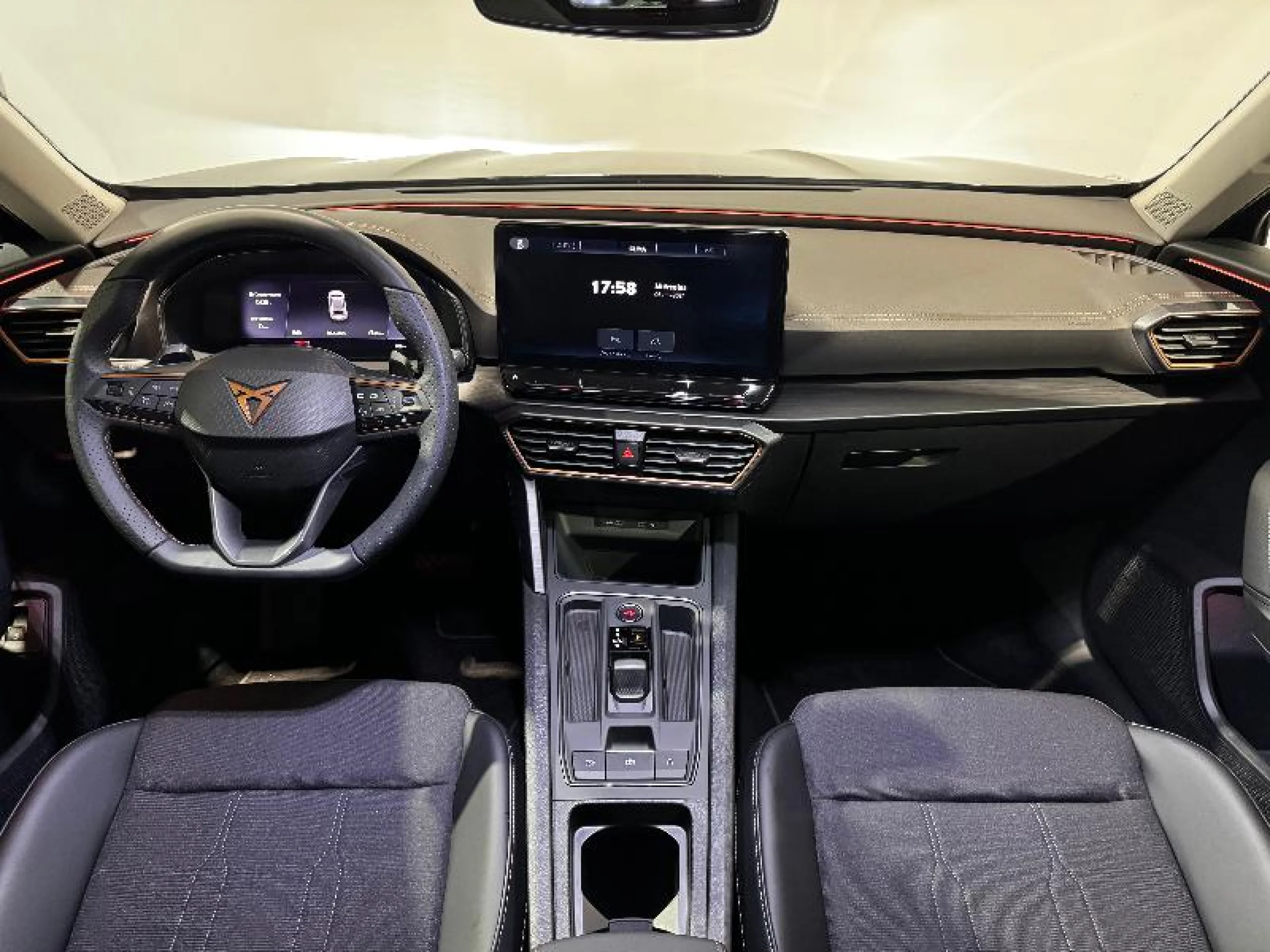 CUPRA FORMENTOR 1.4 E HYBRID 150KW (204 CV) DSG - Foto 4