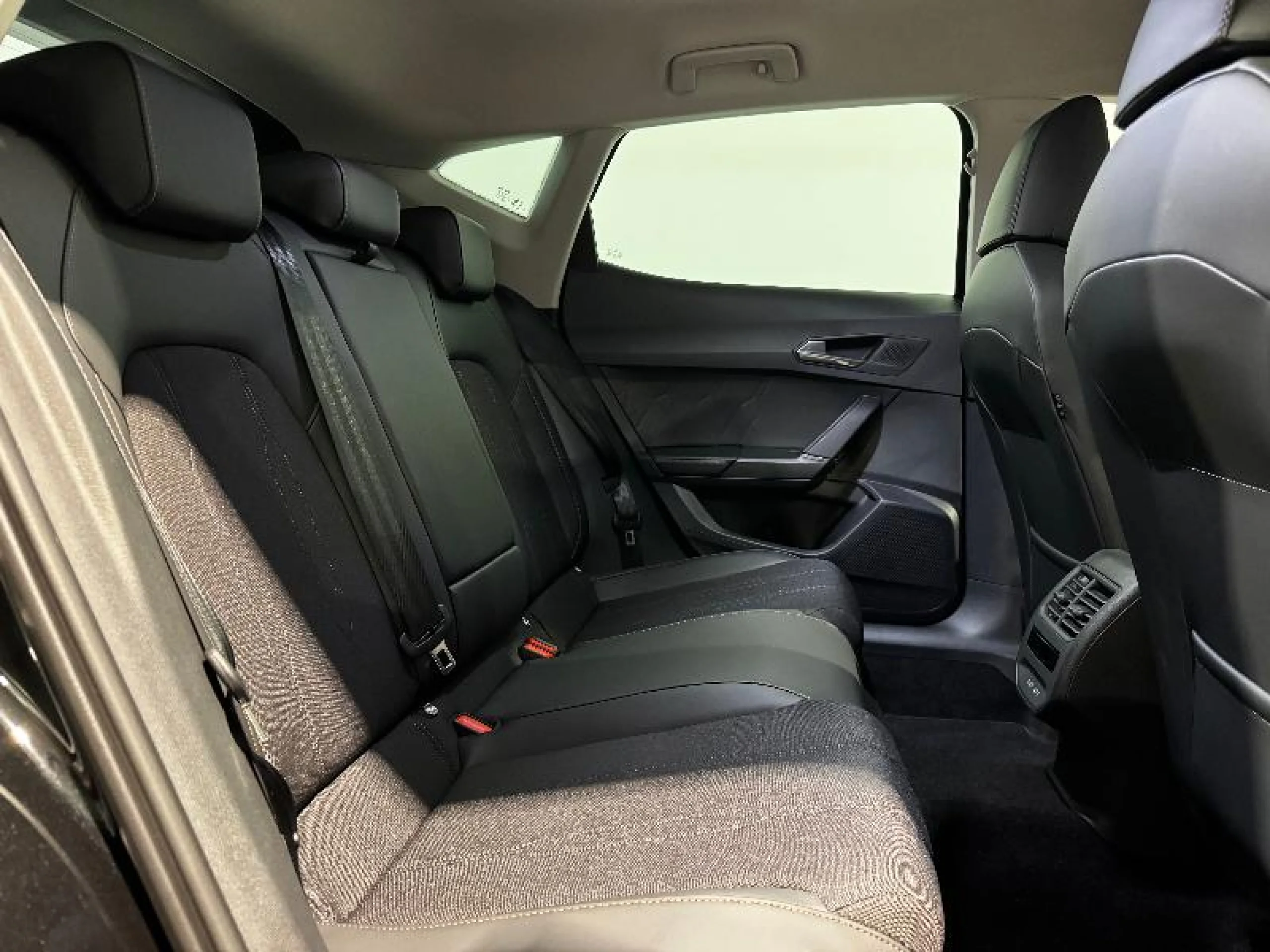 CUPRA FORMENTOR 1.4 E HYBRID 150KW (204 CV) DSG - Foto 6