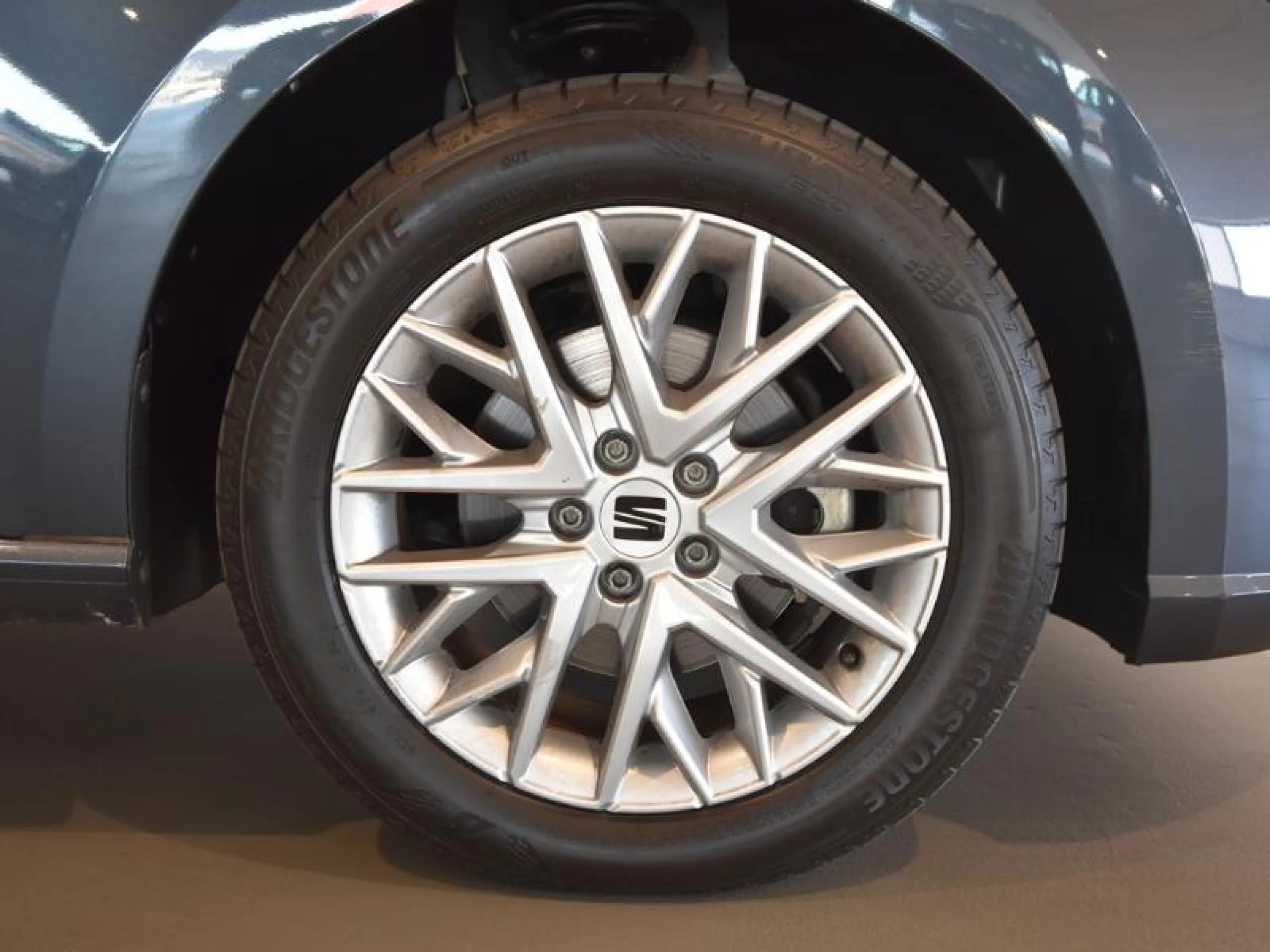 SEAT IBIZA 1.0 TSI 81KW (110CV) SPECIAL EDITION - Foto 8