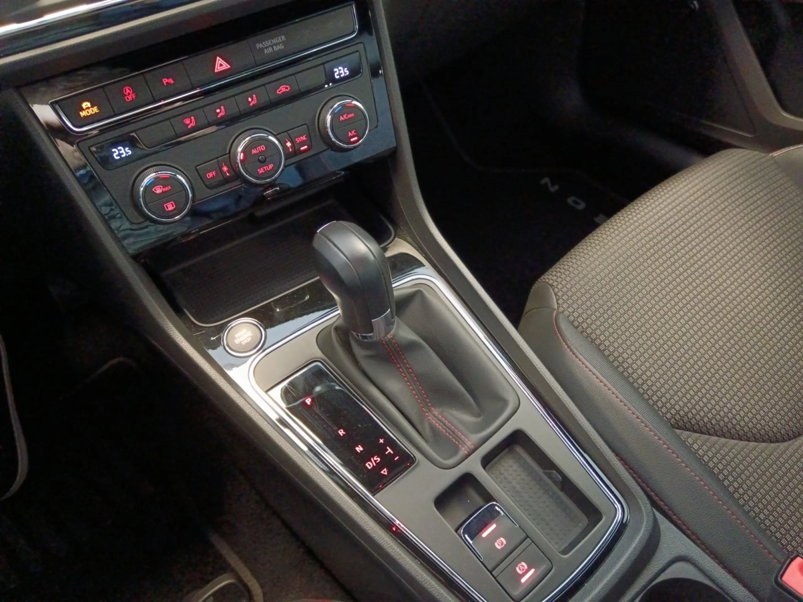 SEAT LEON 1.5 TSI 110KW (150CV) S&S FR FAST ED - Foto 15