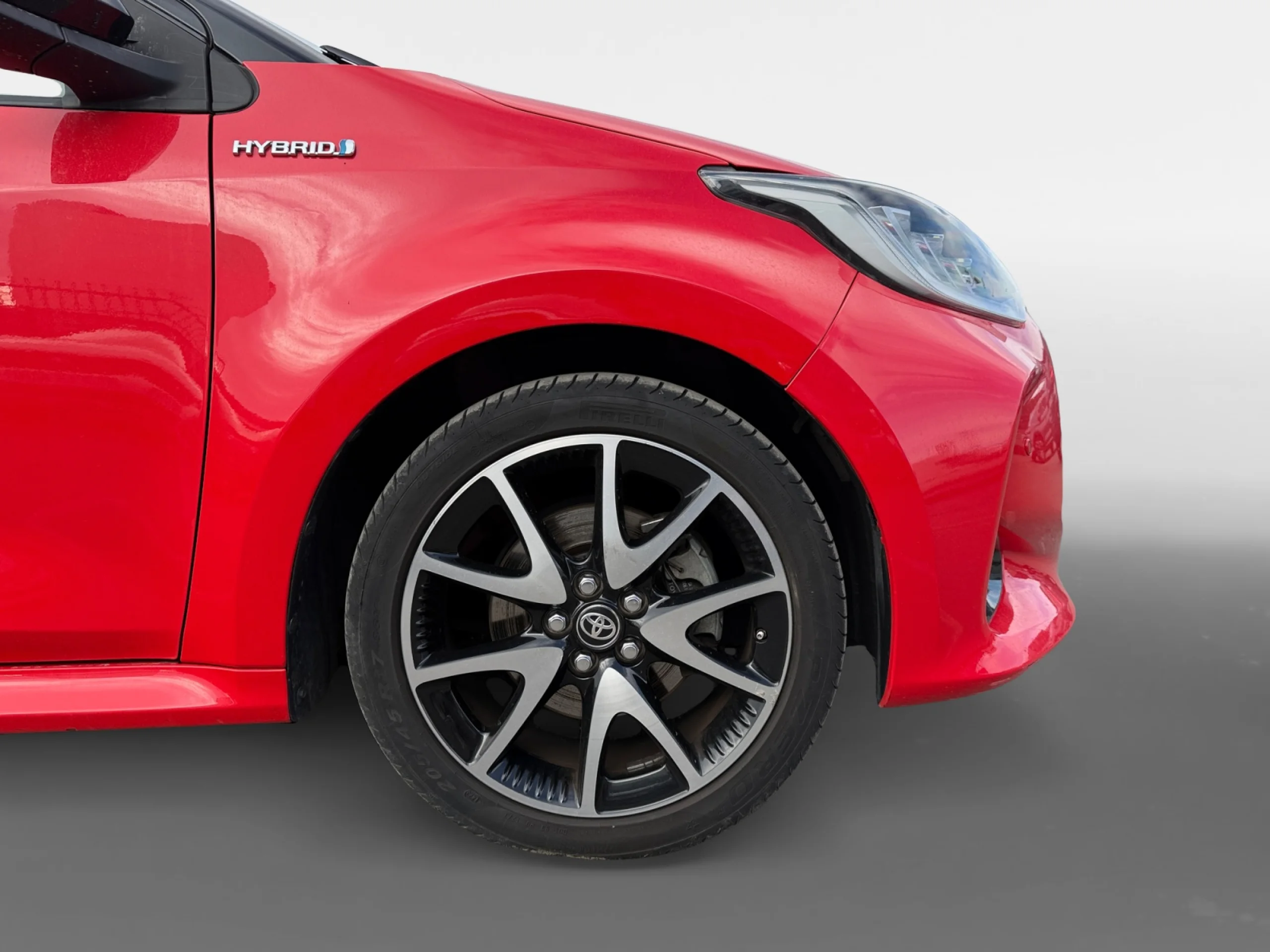 TOYOTA Yaris 1.5 120H STYLE - Foto 8