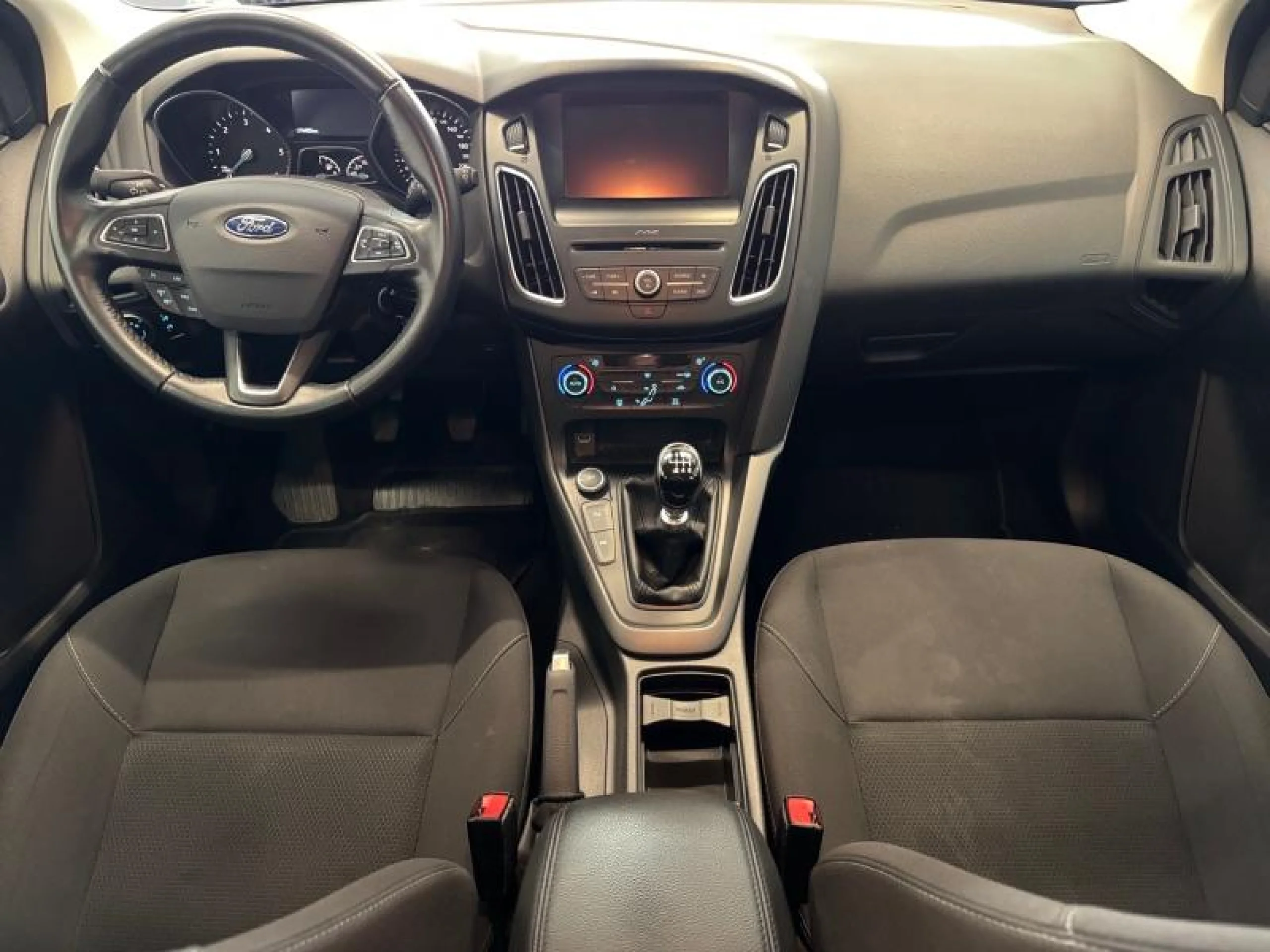 FORD FOCUS 1.5 TDCI E6 120CV TREND+ - Foto 4