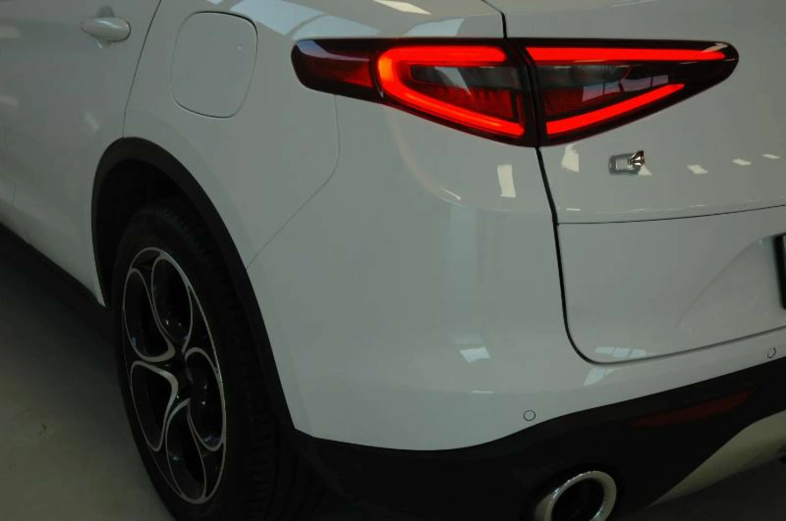 ALFA ROMEO STELVIO 2.2 DIÉSEL 154KW (210CV) EXECUTIVE Q4 - Foto 19