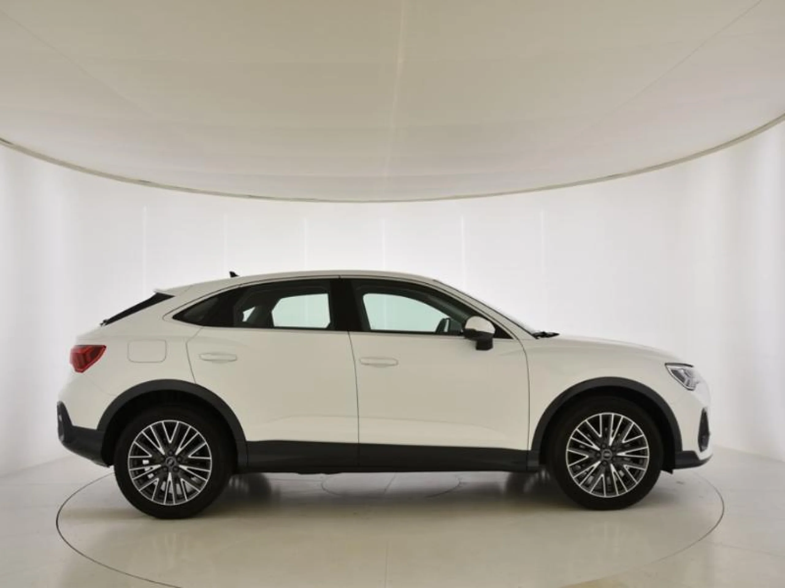 AUDI Q3 SPORTBACK ADVANCED 35 TDI 110KW (150CV) S TRONIC - Foto 3