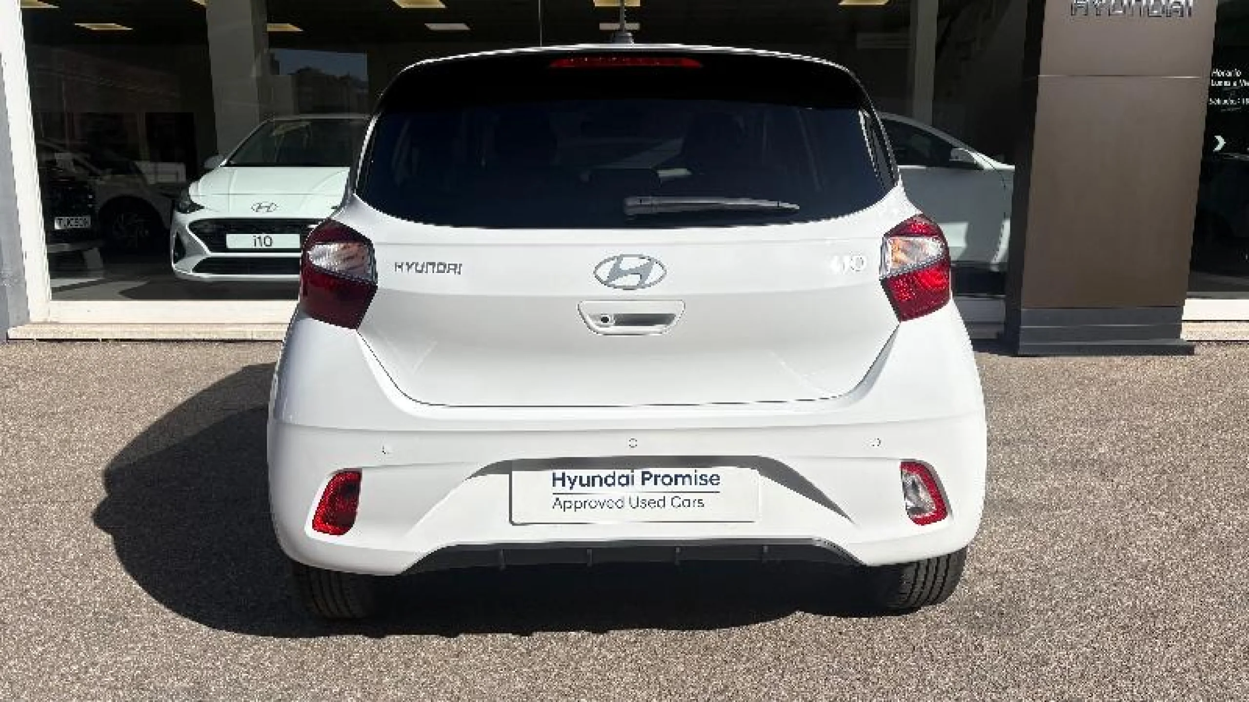 HYUNDAI I10 1.0 KLASS AT - Foto 6