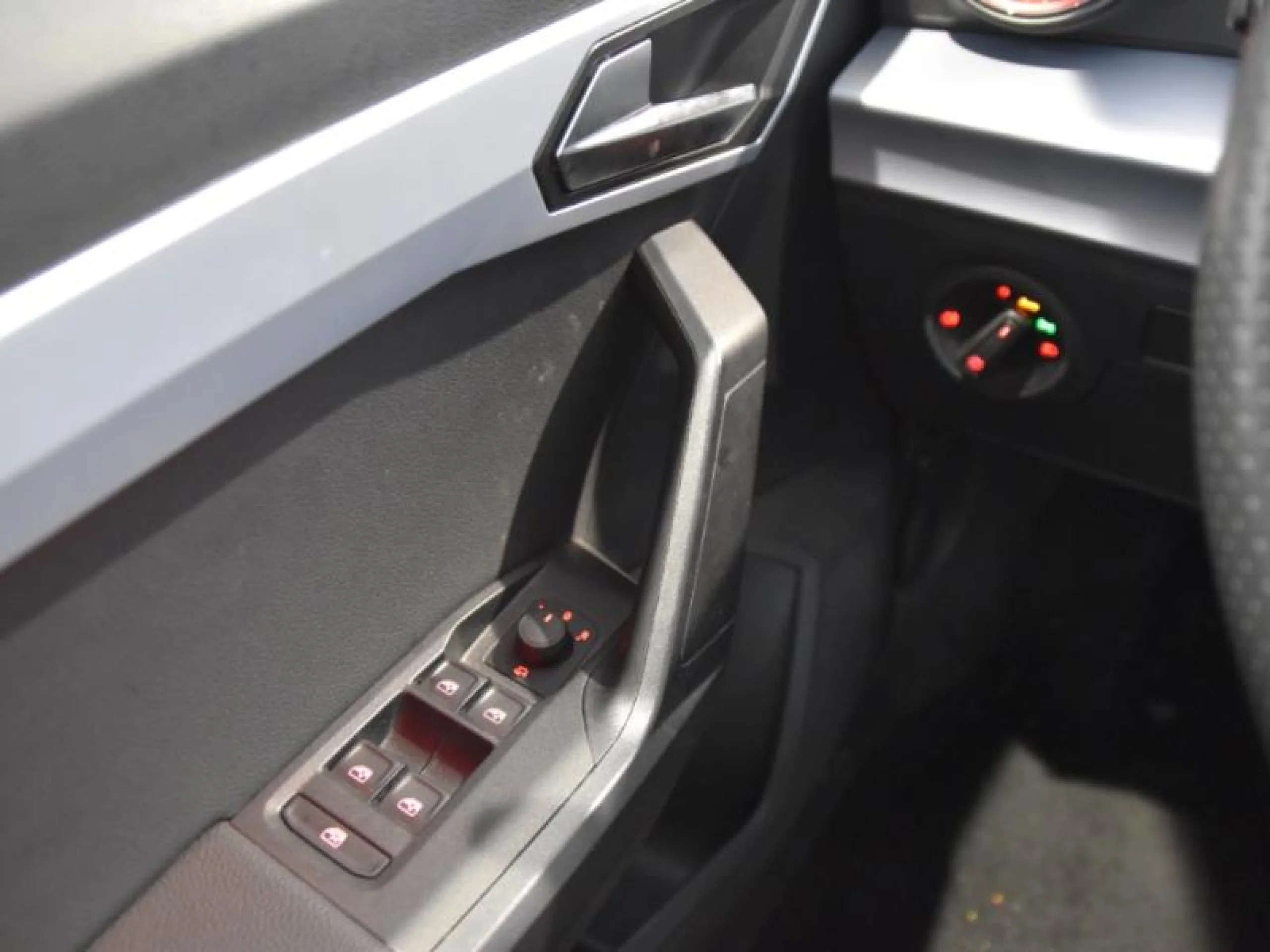SEAT ARONA 1.0 TSI 81KW (110CV) FR PLUS - Foto 18
