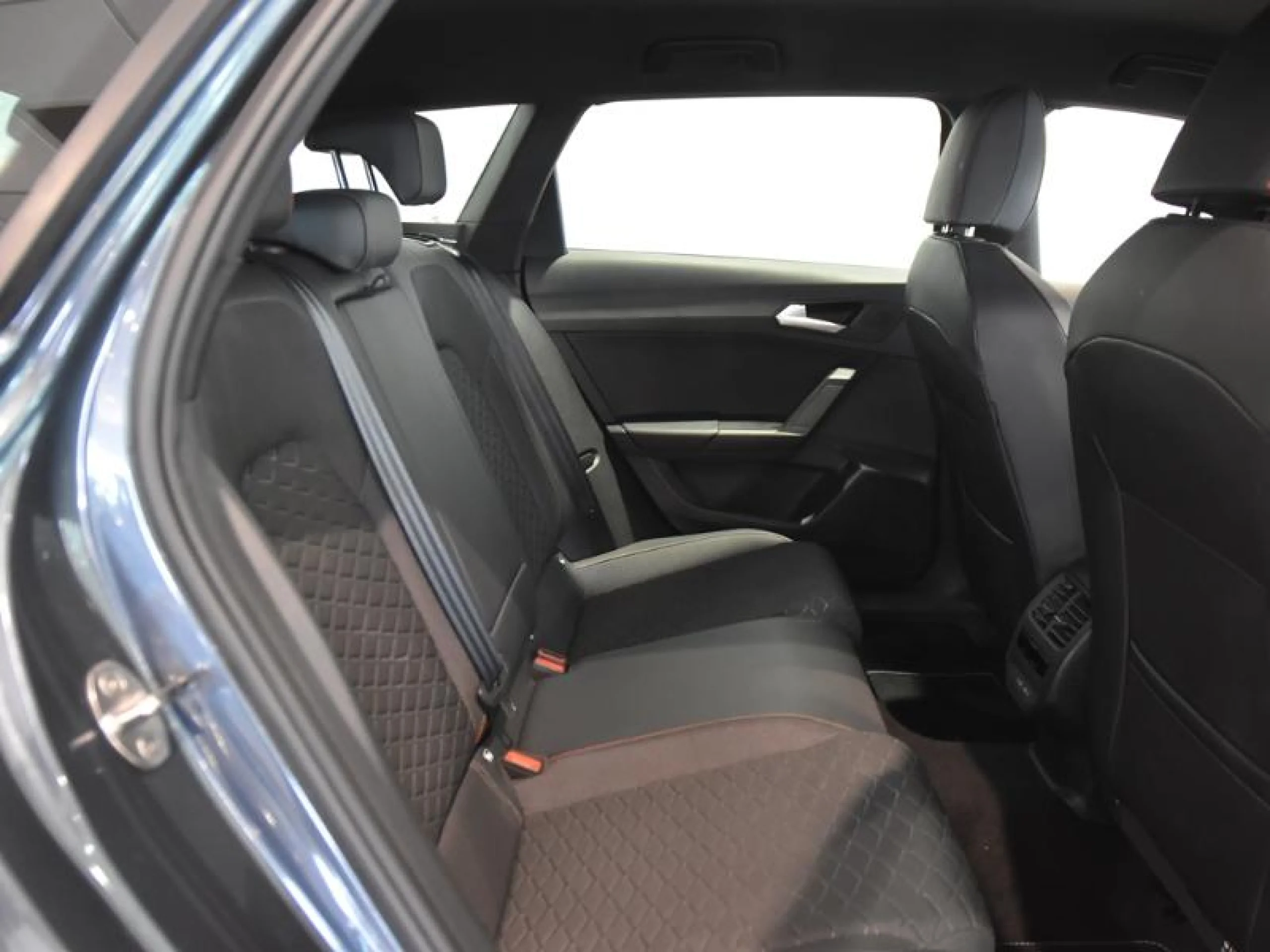 SEAT LEON SP 1.5 ETSI 110KW DSG S&S FR SPECIAL ED - Foto 6