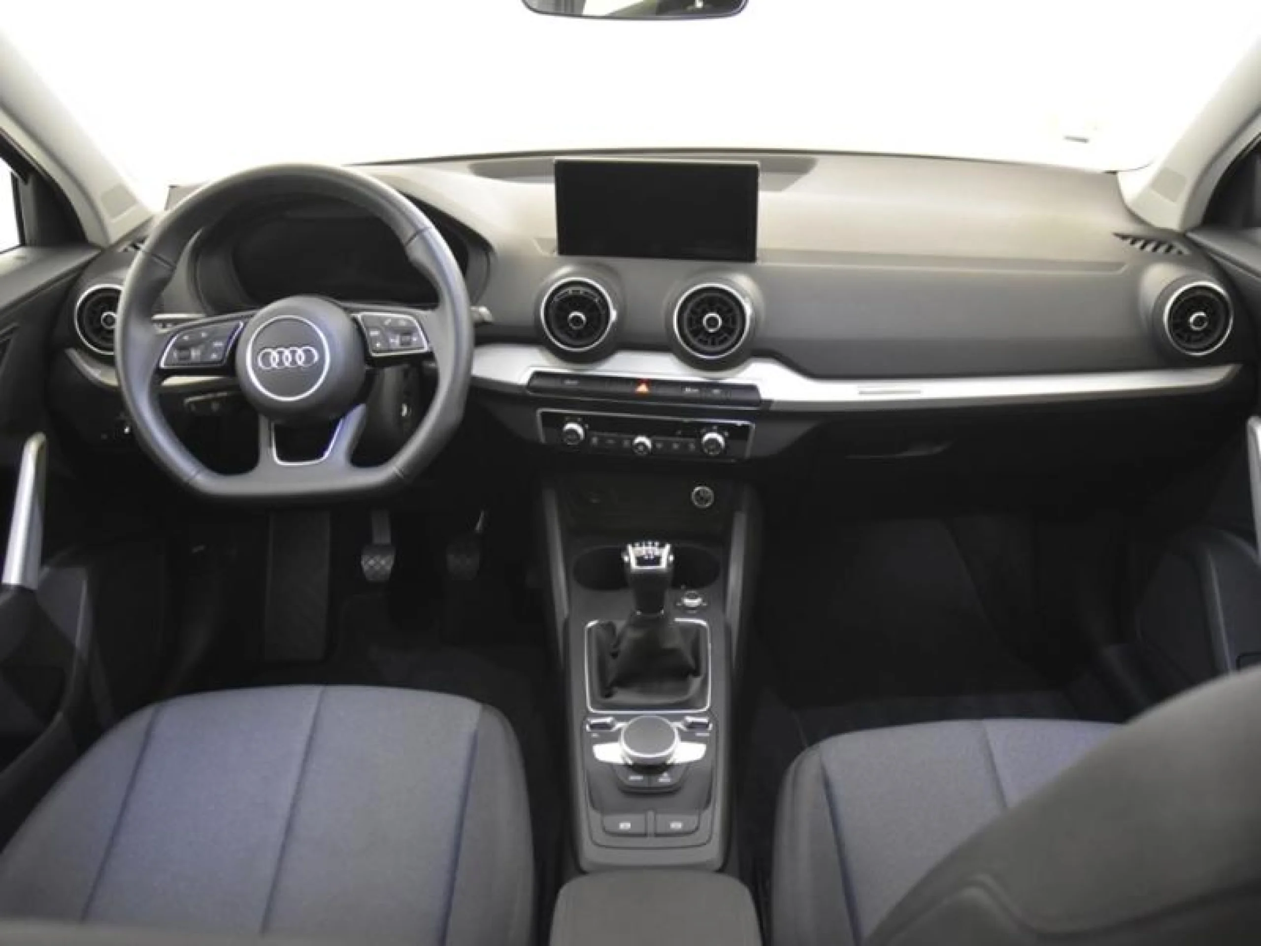 AUDI Q2 30 TFSI 81KW (110CV) - Foto 4