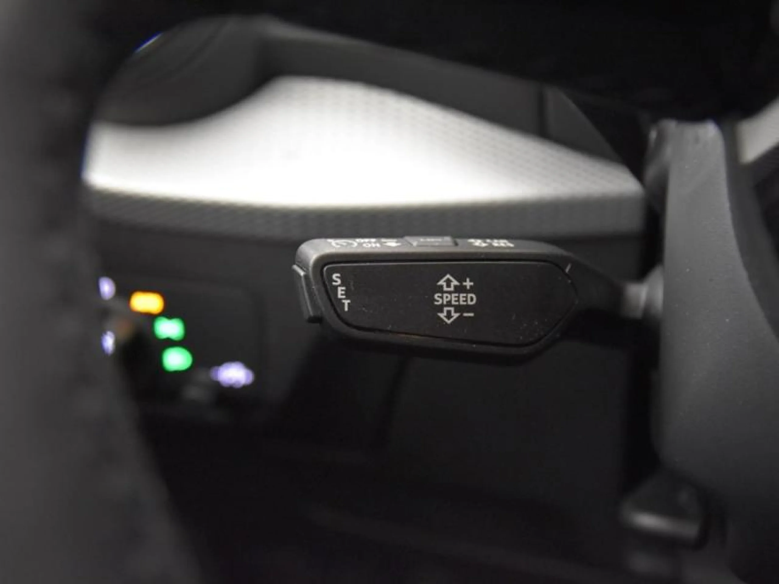 AUDI Q2 30 TFSI 81KW (110CV) - Foto 14