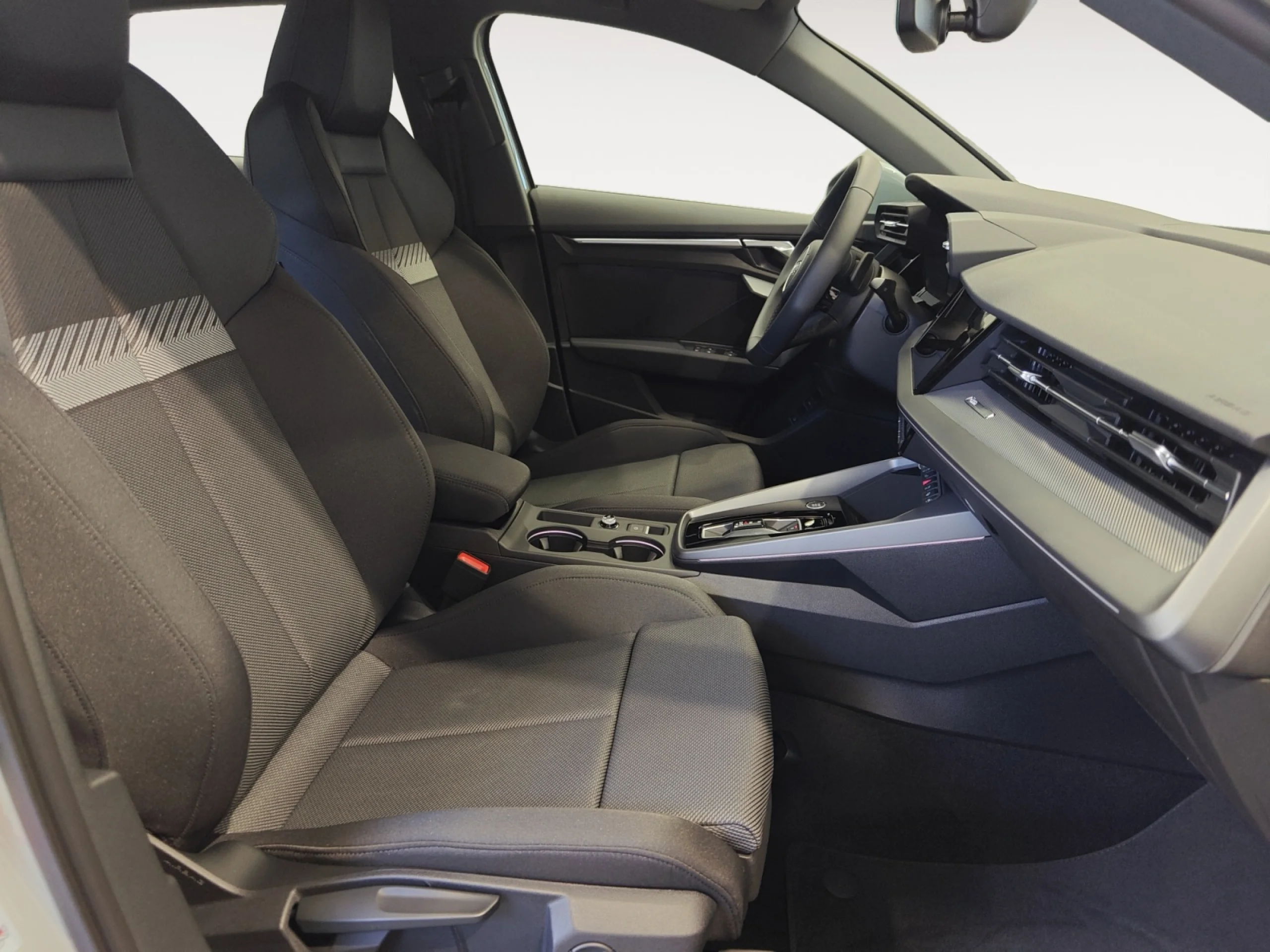 AUDI A3 ALLSTREET ADVANCED 40 TFSI E 150KW S TRO - Foto 5