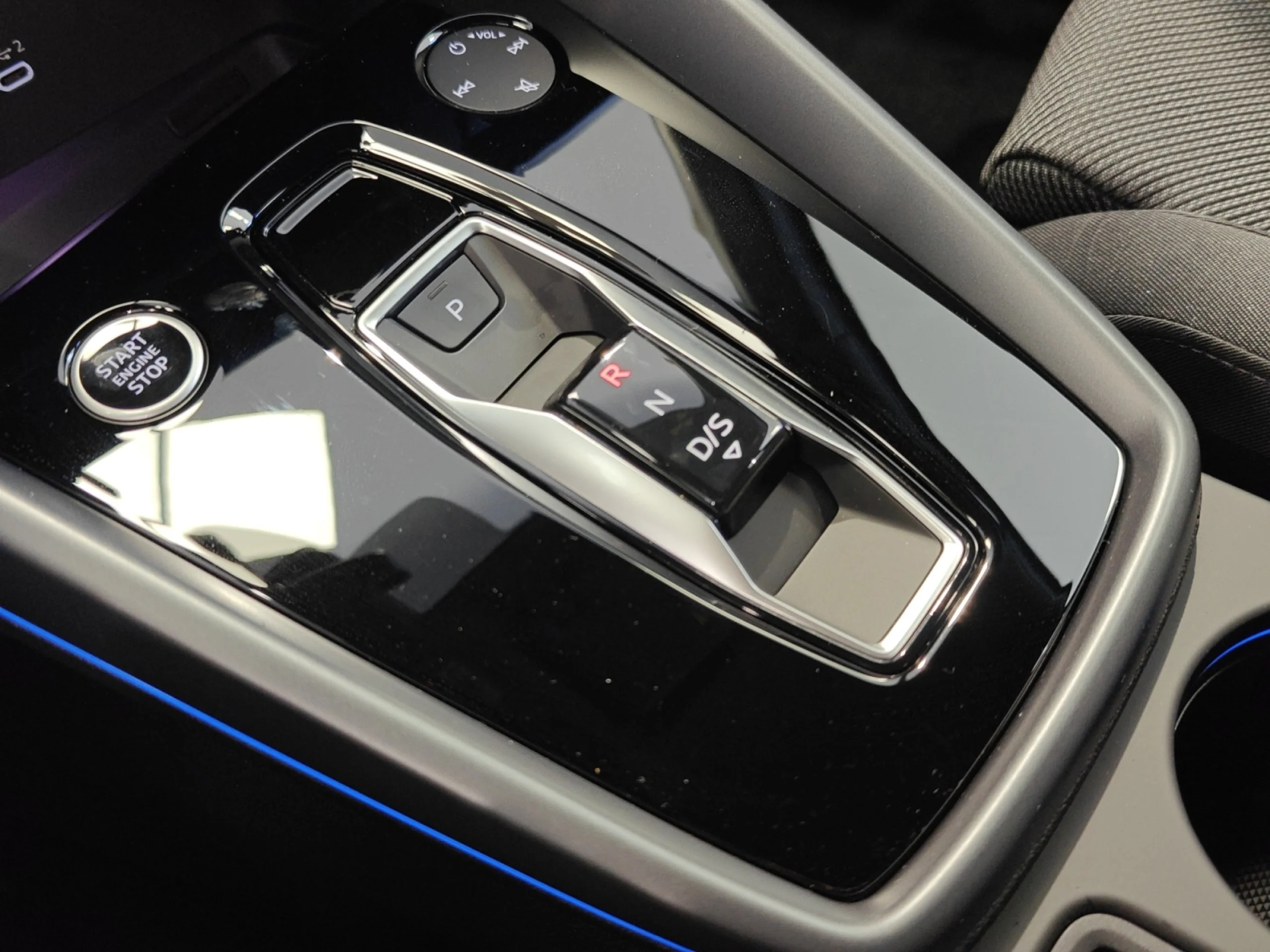 AUDI A3 ALLSTREET ADVANCED 40 TFSI E 150KW S TRO - Foto 17