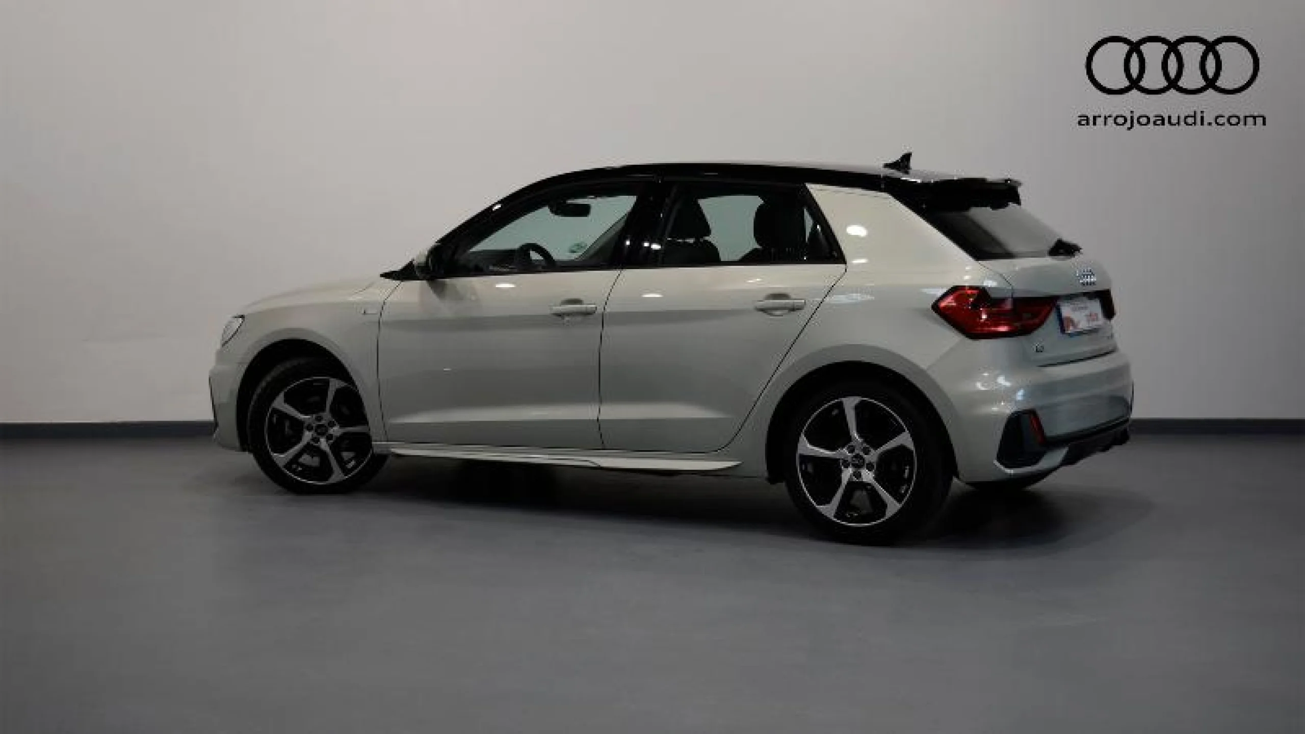 AUDI A1 SPORTBACK ADRENALIN 30 TFSI 81KW (110CV) - Foto 2