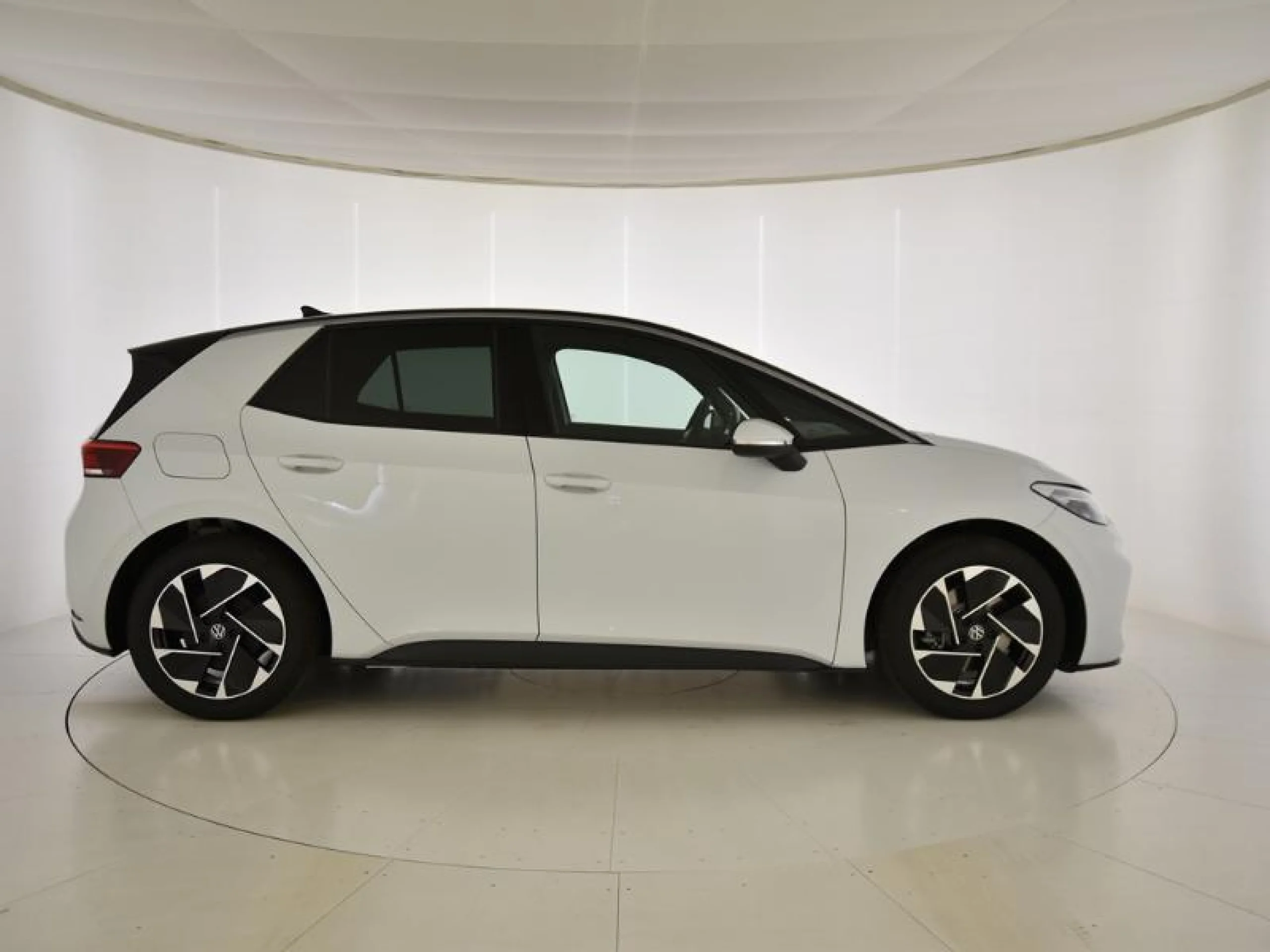 VOLKSWAGEN ID.3 ID.3 PURE MÁS PURE MÁS 125 KW (170 CV)  AUTOMÁTICO 1 VEL. - Foto 3